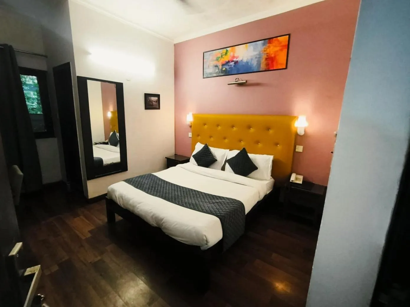 Bed in Niksen Hotel's At Saket