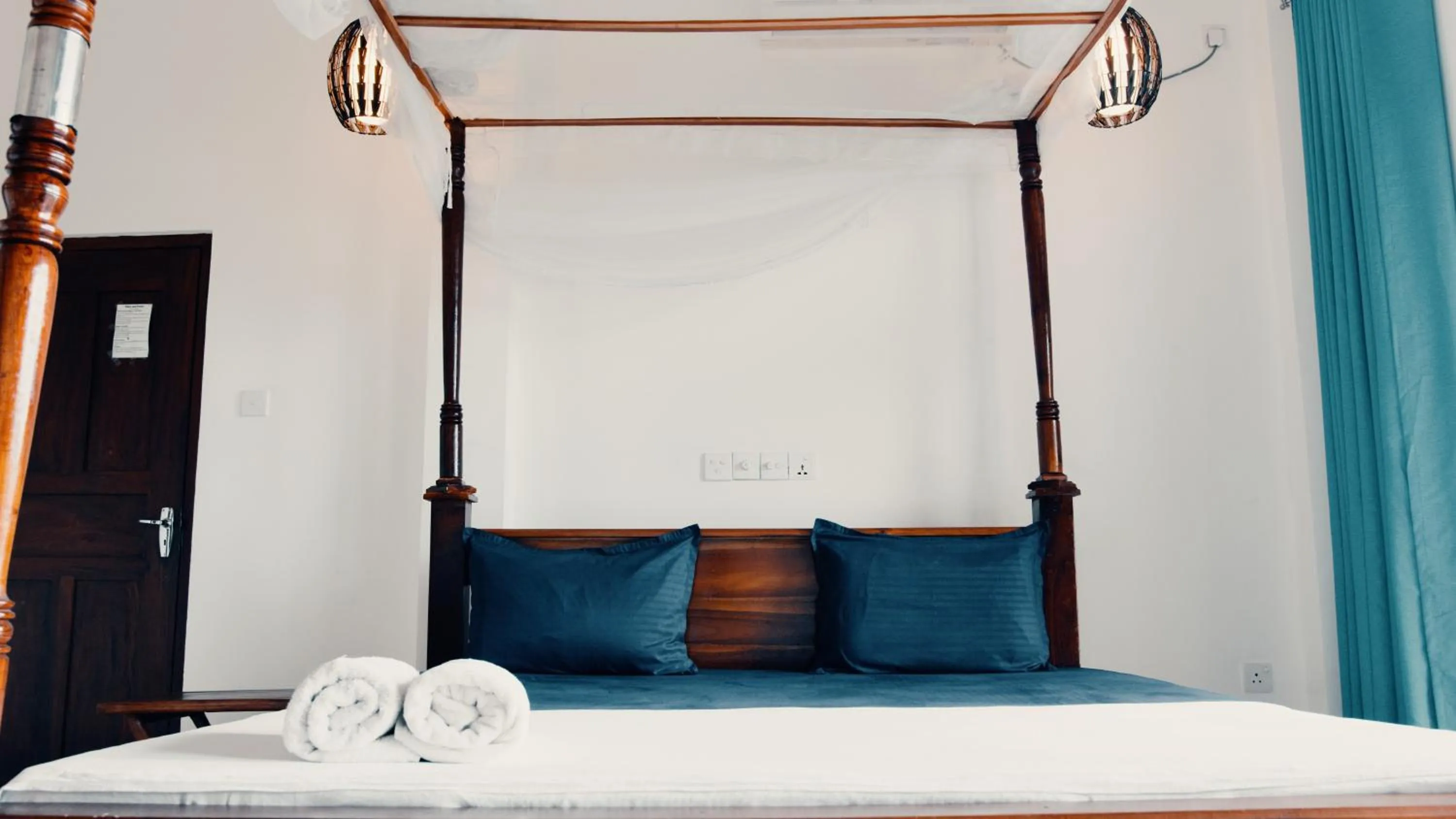 Bed in Seashore Mirissa