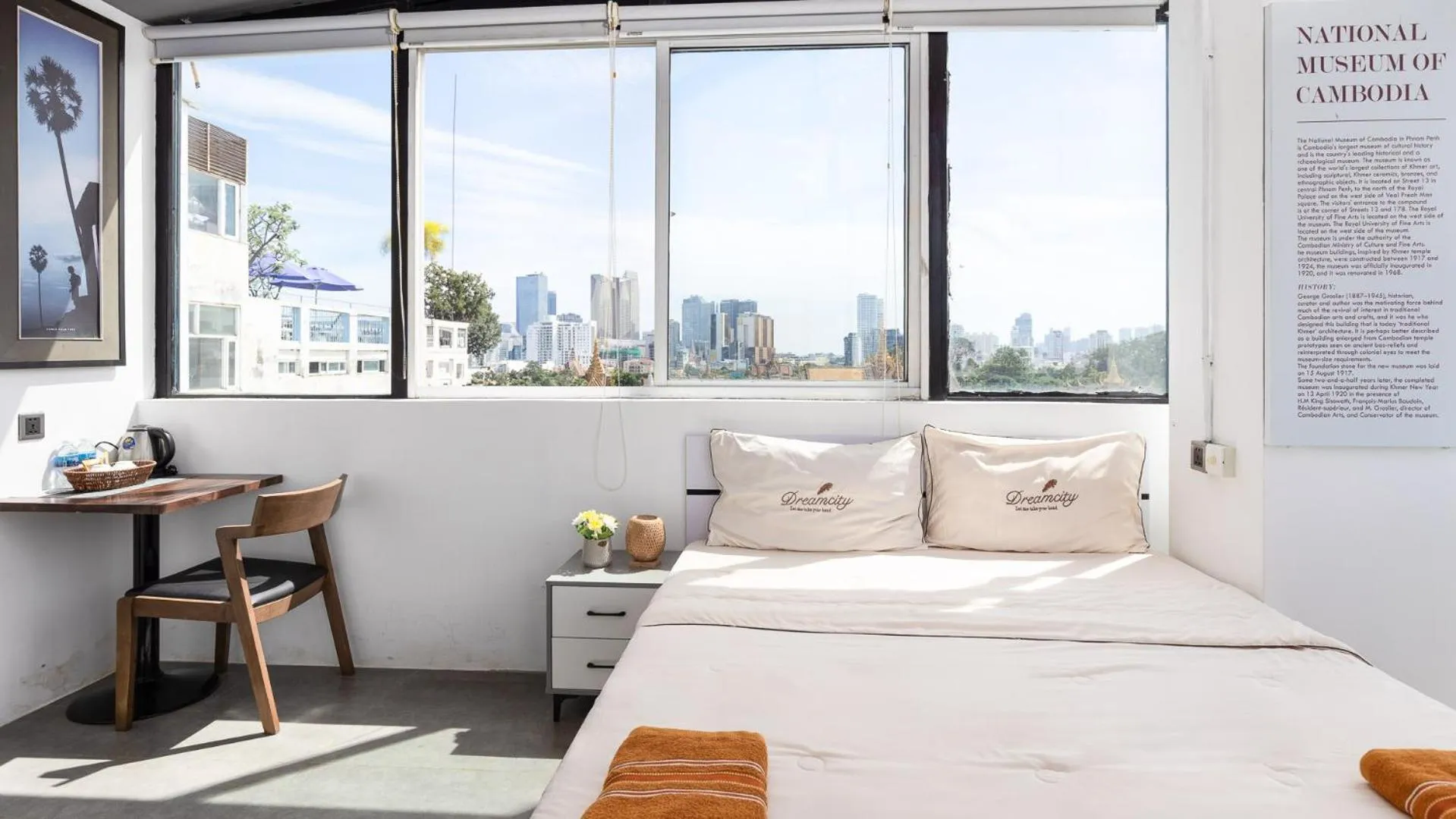 Bed in Sky hotel - Rooms & Free laundry - 50m to Royal Palace