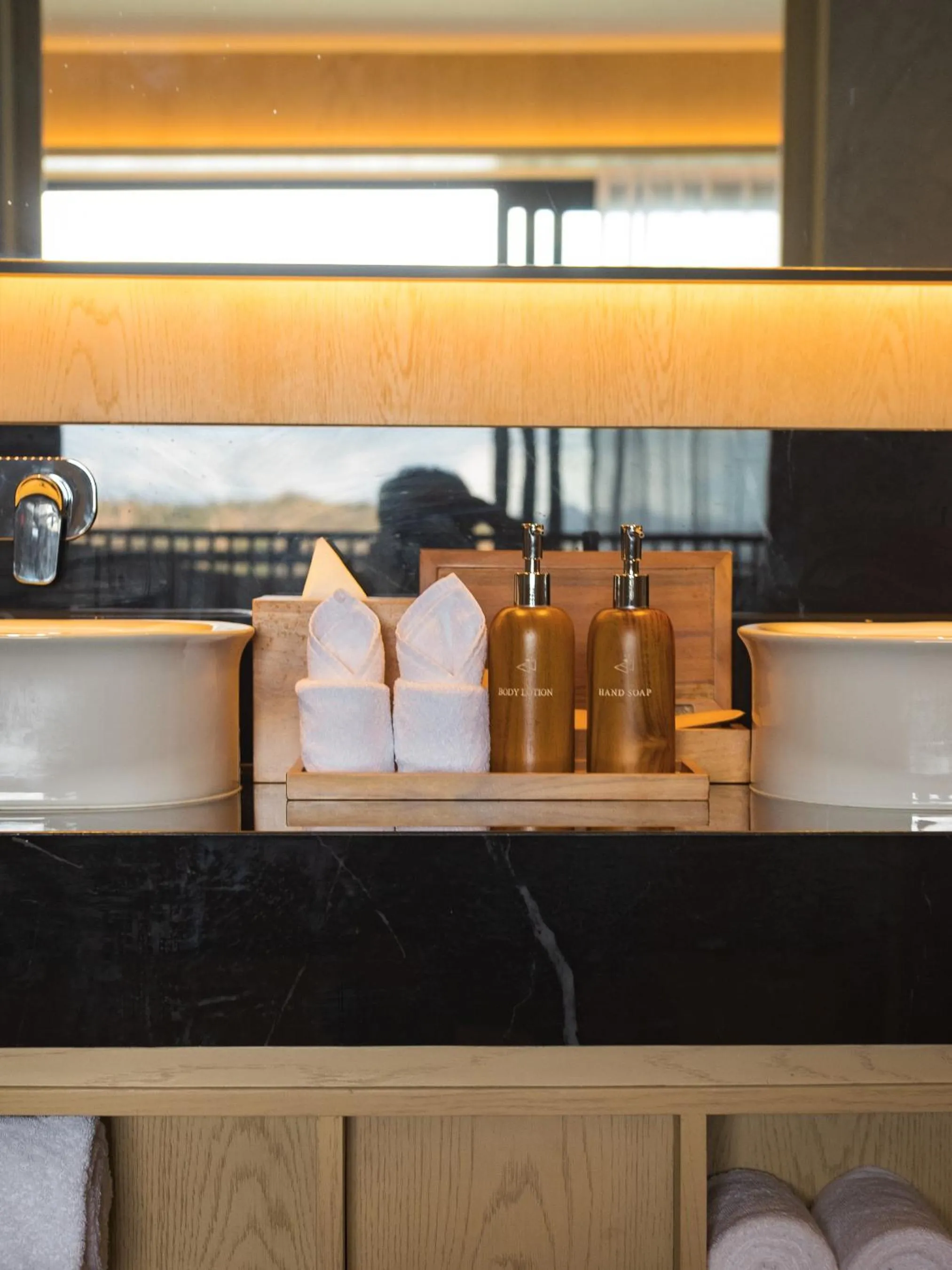 Bathroom in Katamaran Hotel & Resort Komodo