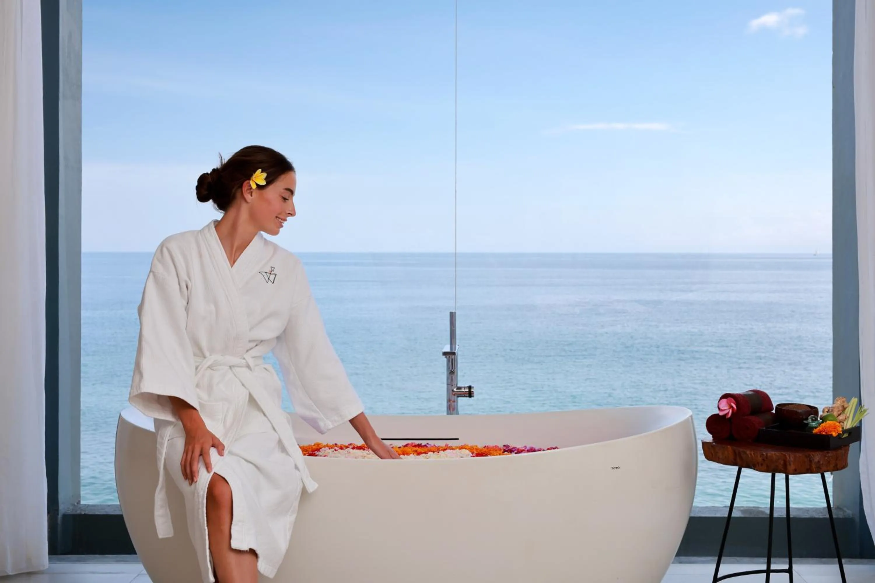 Spa and wellness centre/facilities in Katamaran Hotel & Resort Komodo