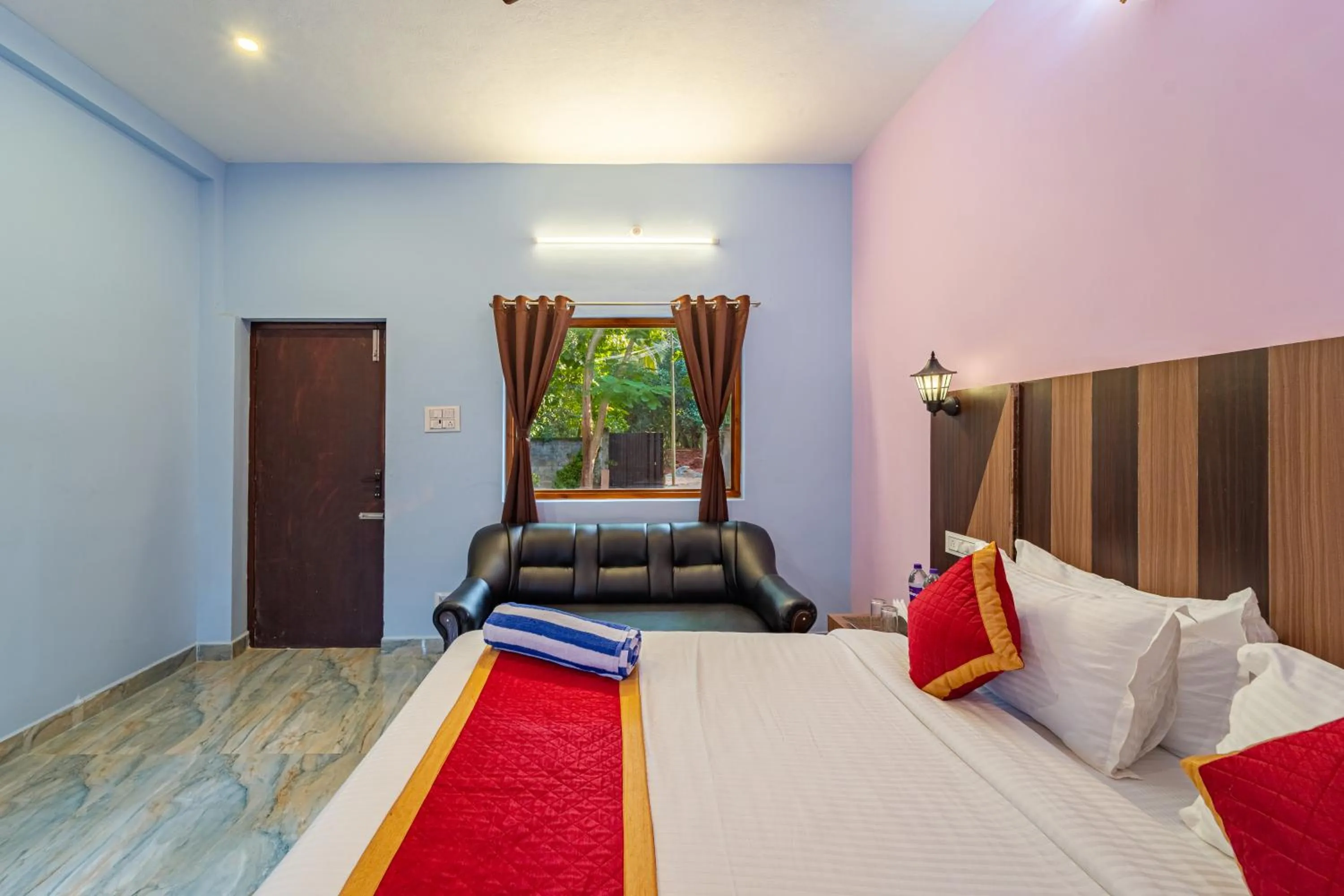 View (from property/room), Bed in Hotel De Jardin Pondicherry with Swimming Pool