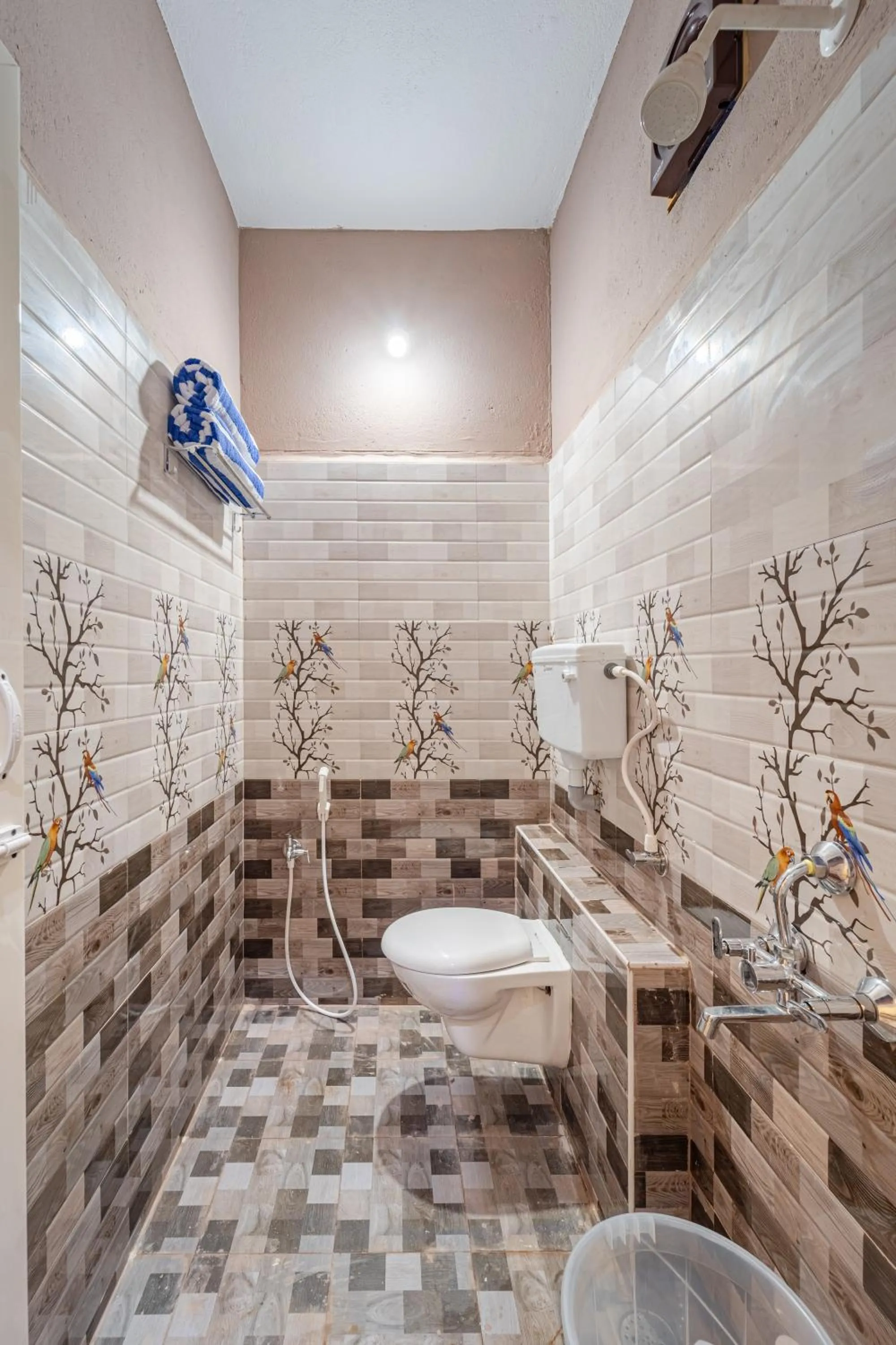 Shower in Hotel De Jardin Pondicherry with Swimming Pool