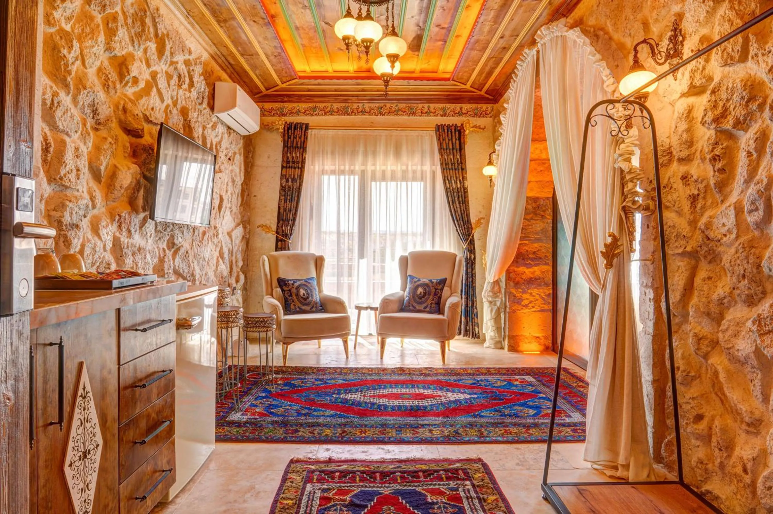 Living room in Kasr-ı Kapadokya Cave Suites