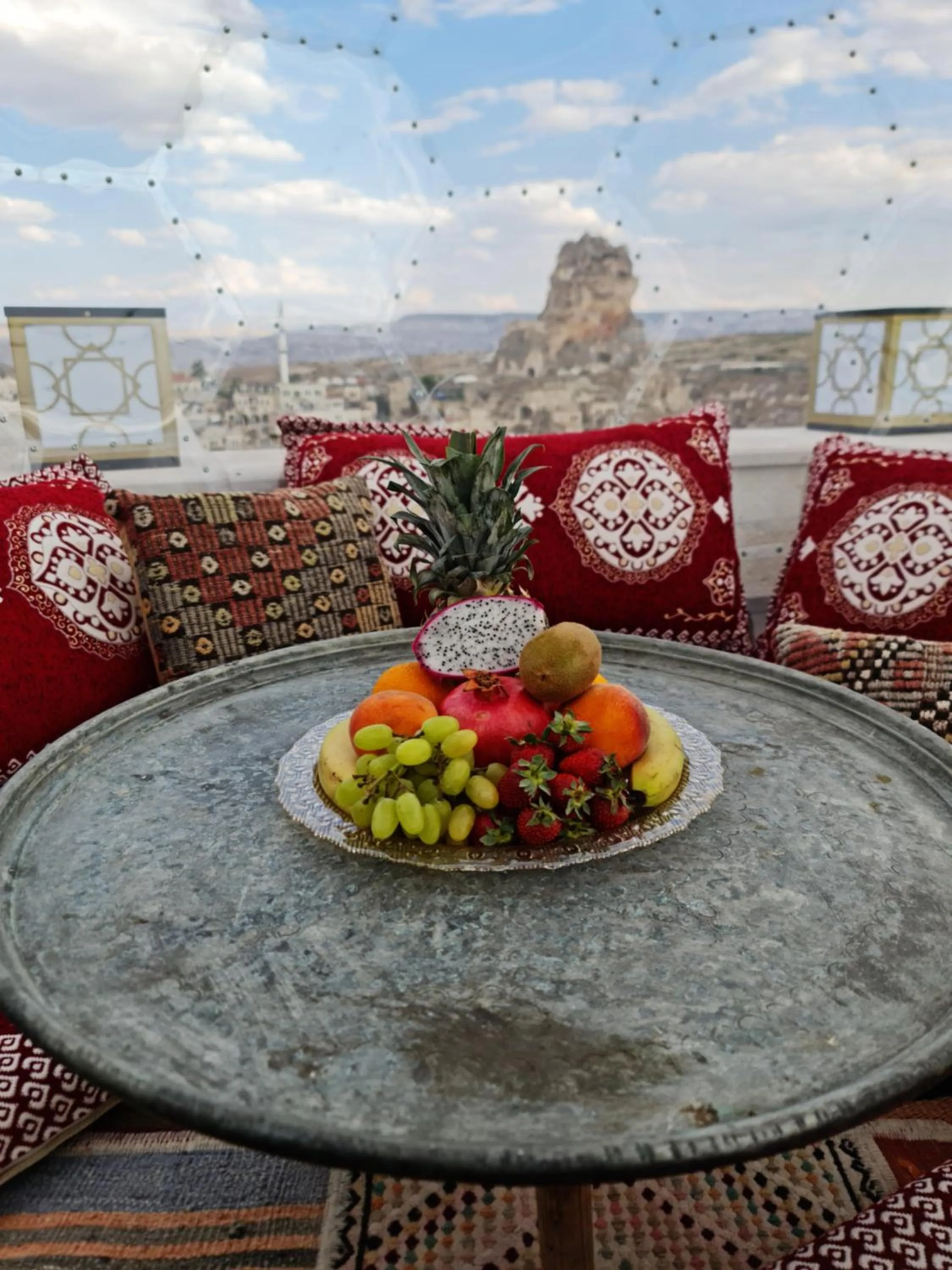 Seating area in Kasr-ı Kapadokya Cave Suites