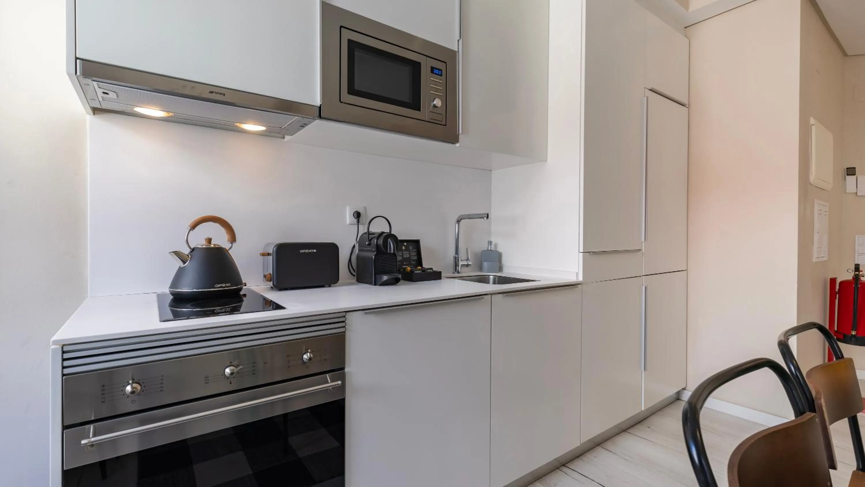 Kitchen or kitchenette in Carmo 43