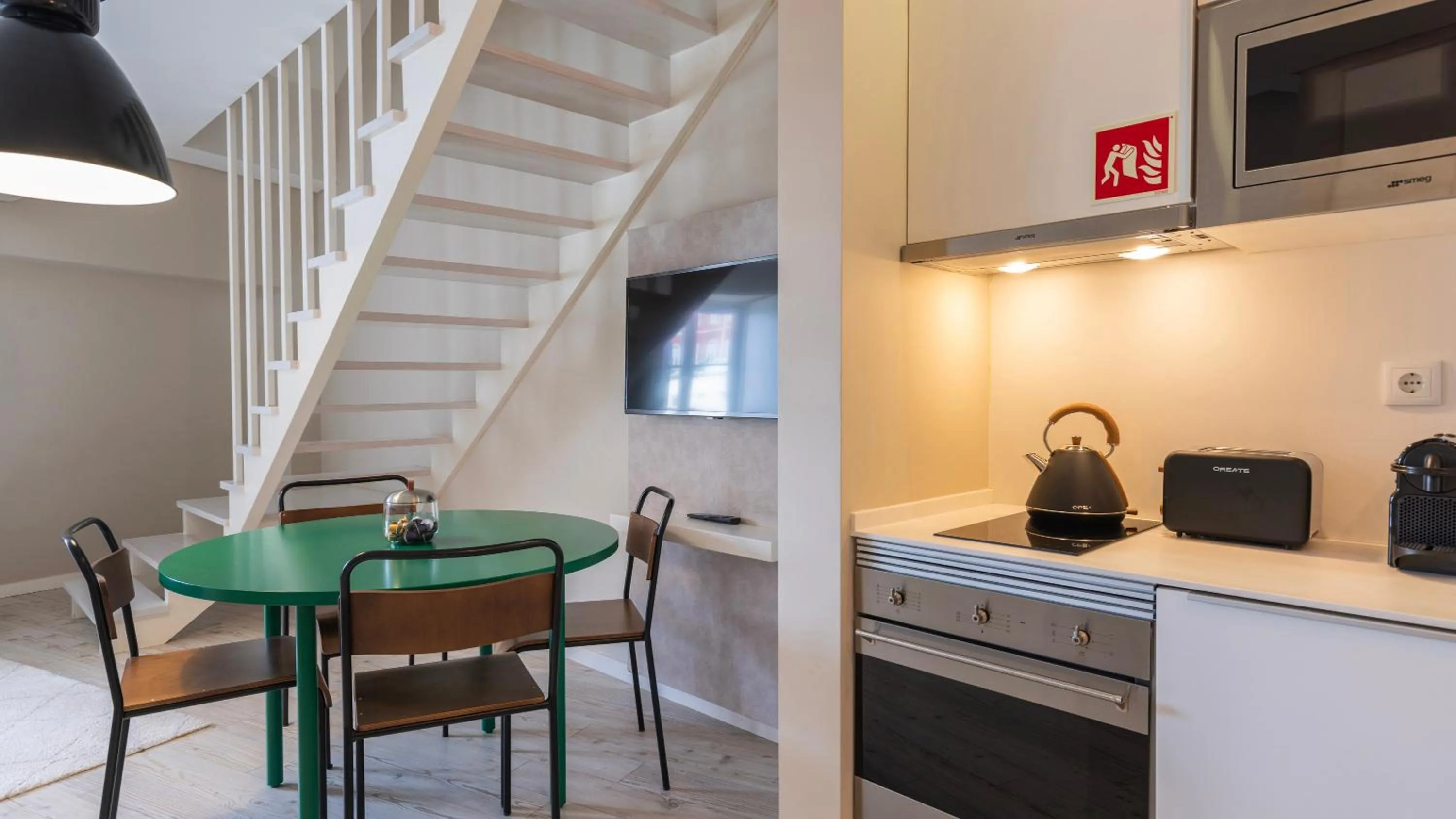 Dining area in Carmo 43