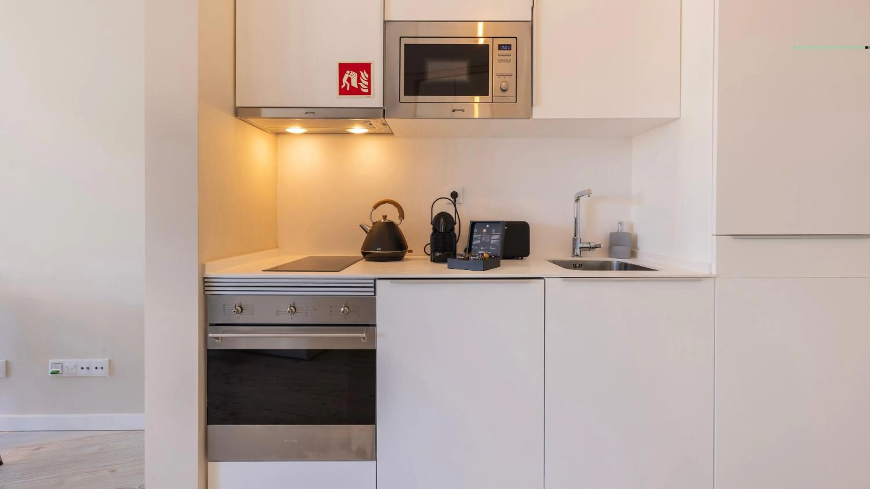 Kitchen or kitchenette in Carmo 43