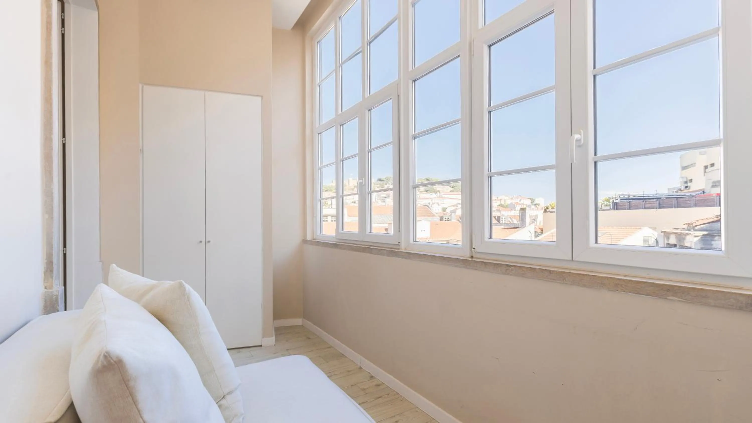 City view, Bed in Carmo 43