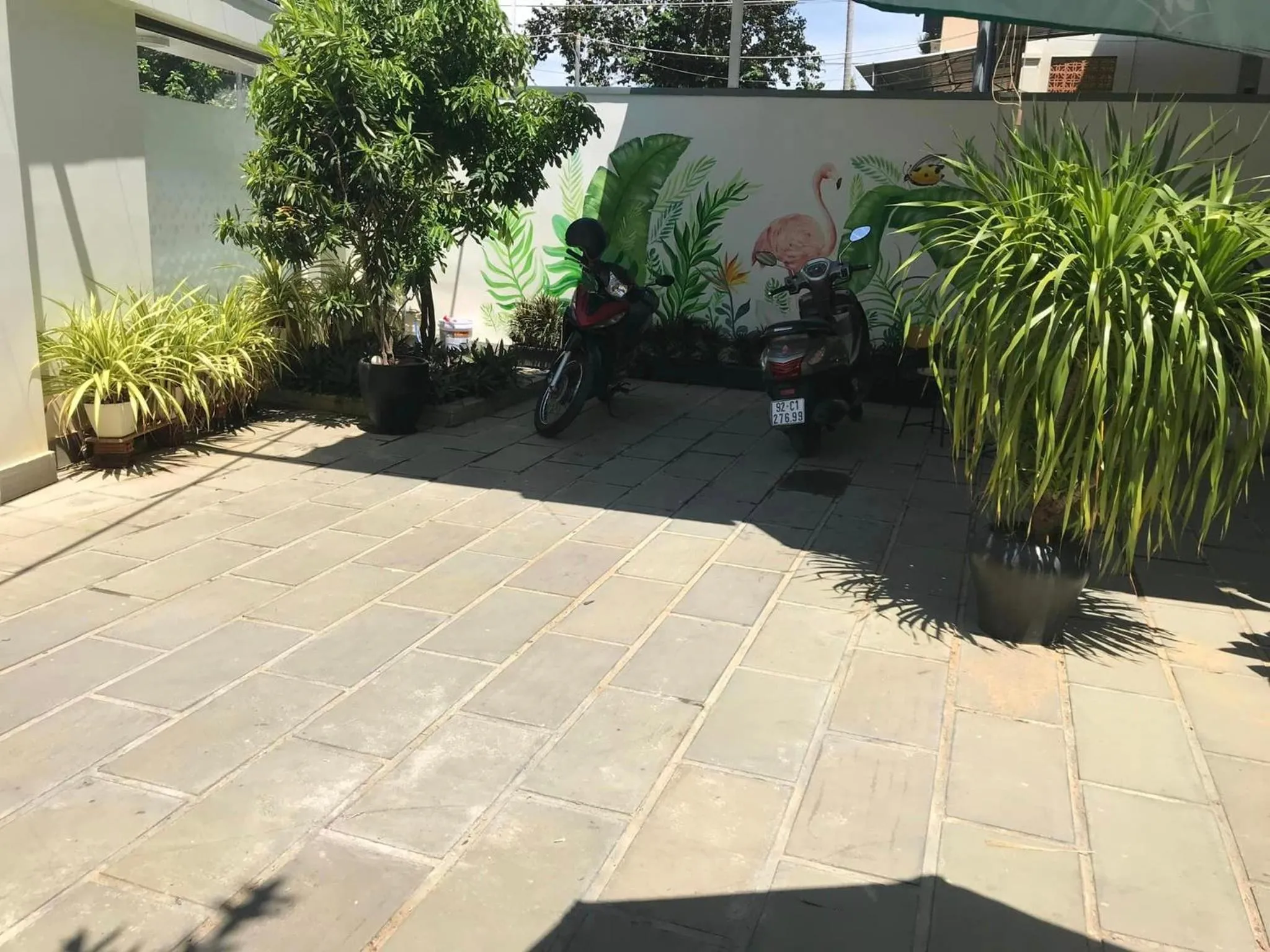 Parking in Kivi Homestay Hoi An