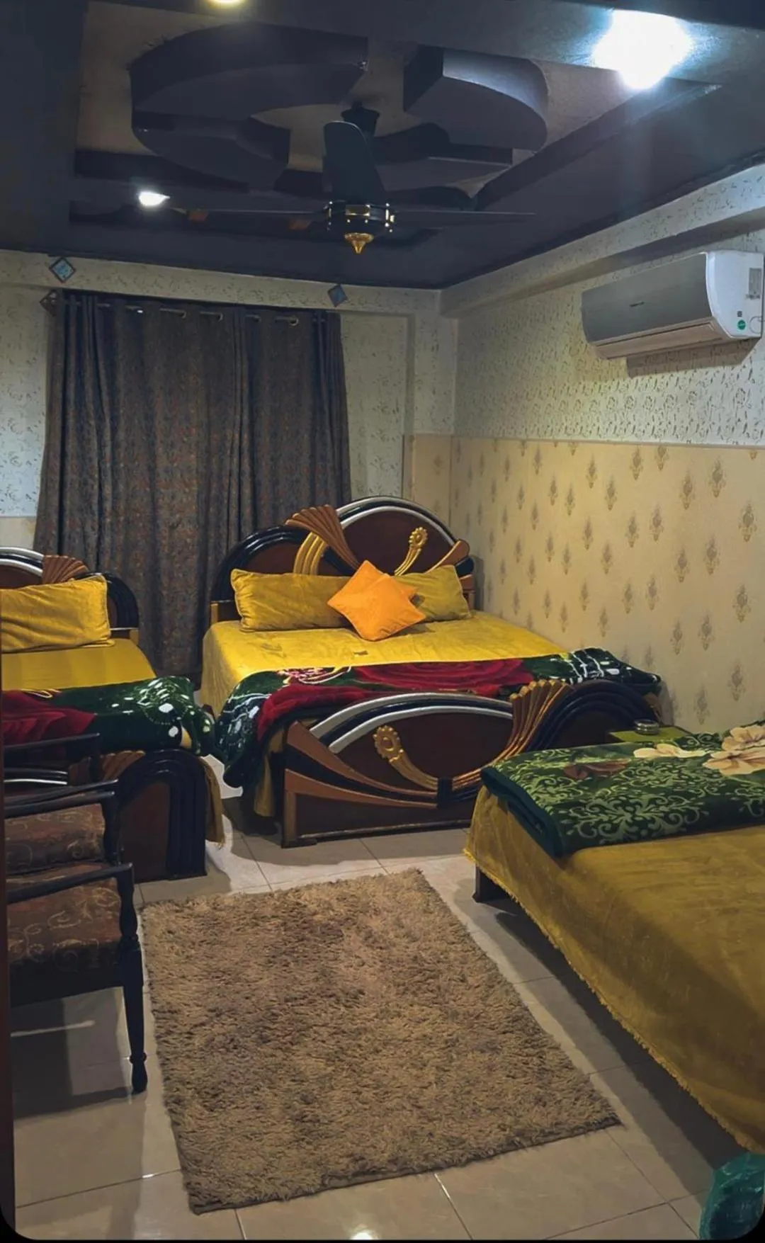 Bed in AK Hotel Abbottabad