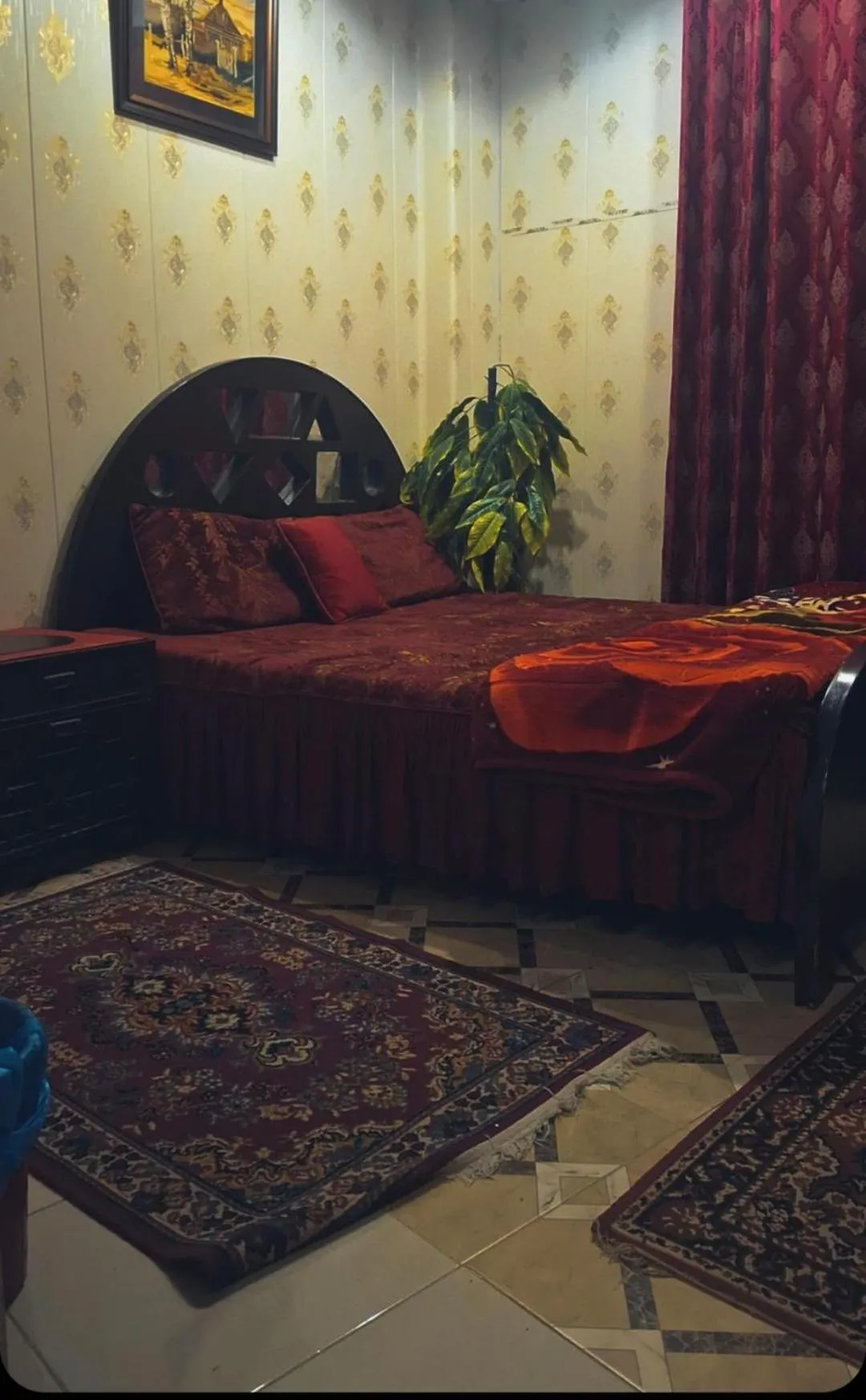 Bed in AK Hotel Abbottabad