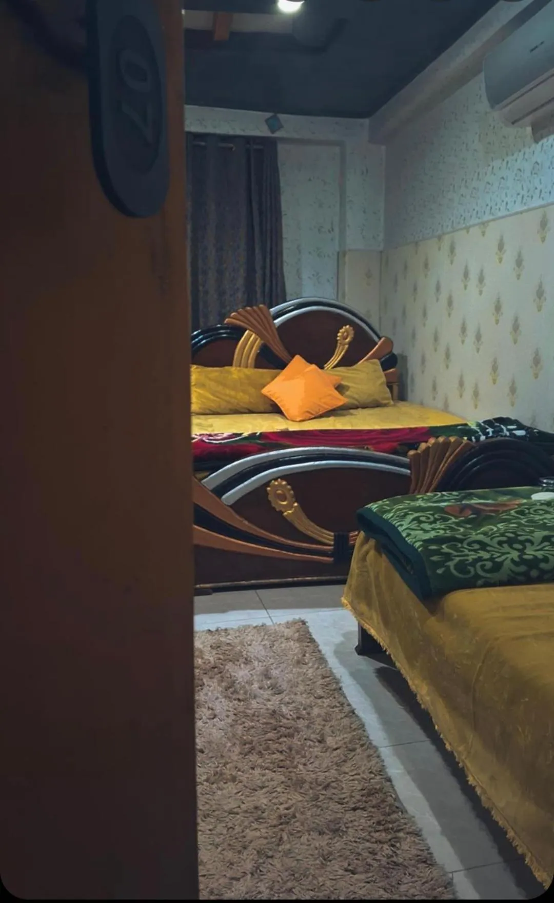 Bed in AK Hotel Abbottabad