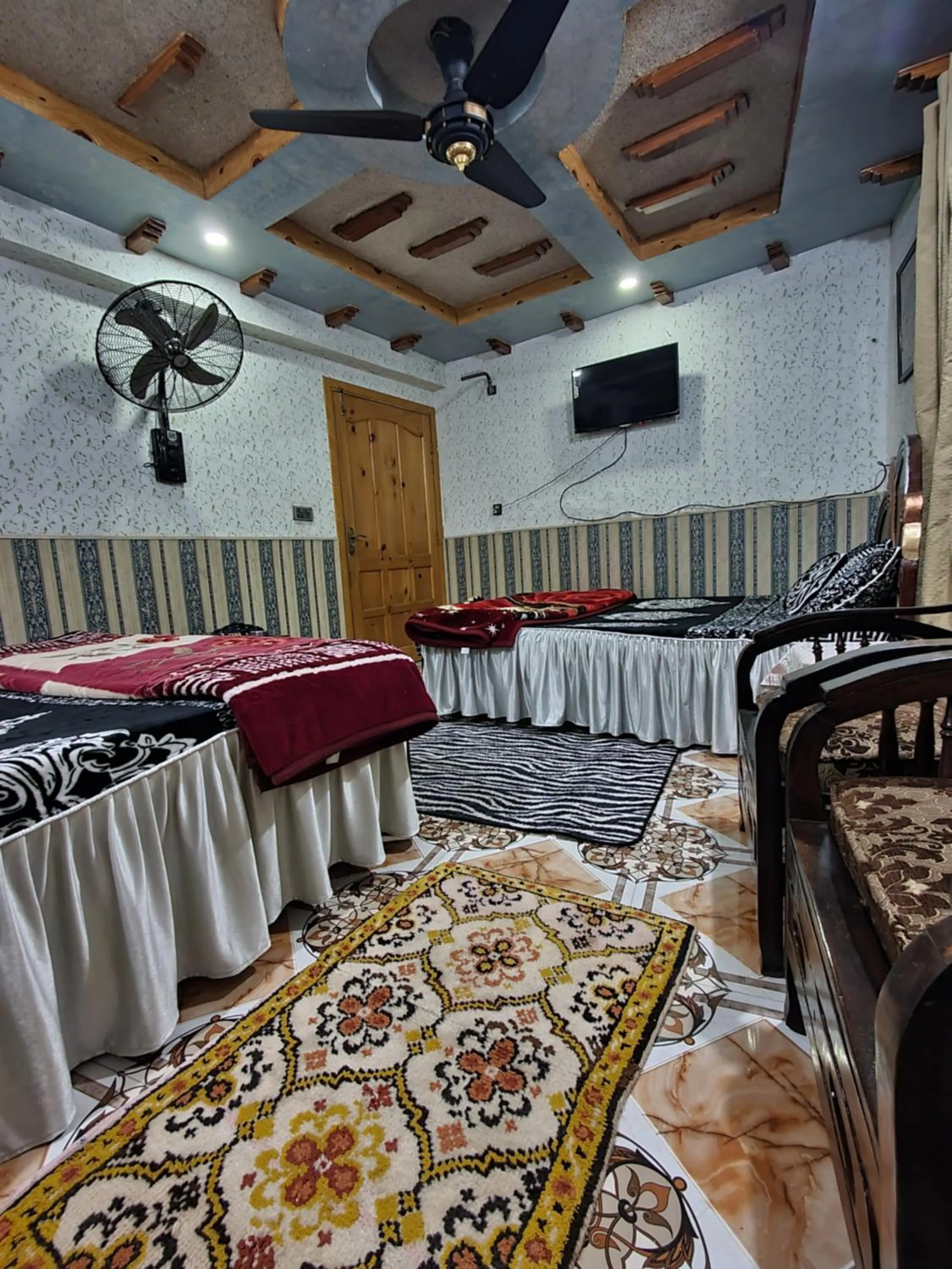 Bed in AK Hotel Abbottabad