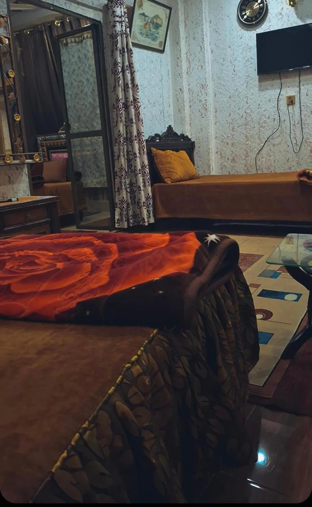 Bed in AK Hotel Abbottabad