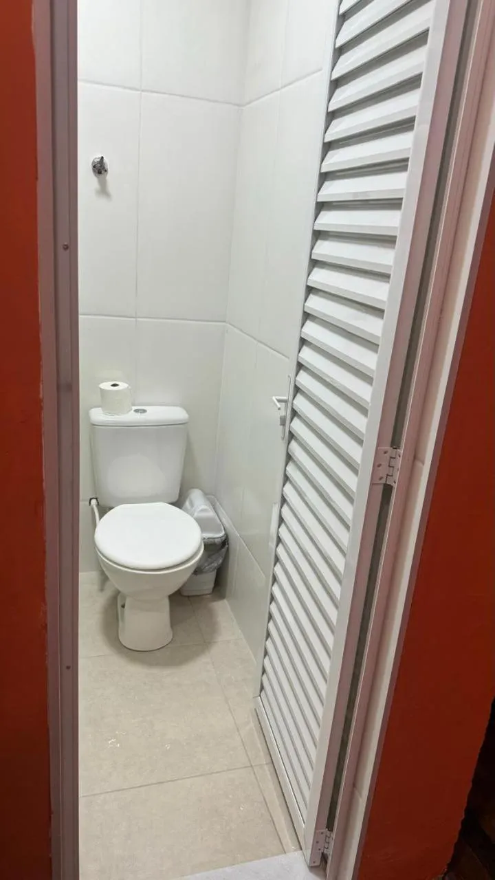 Bathroom in Maracanã Hostel Sport Bar