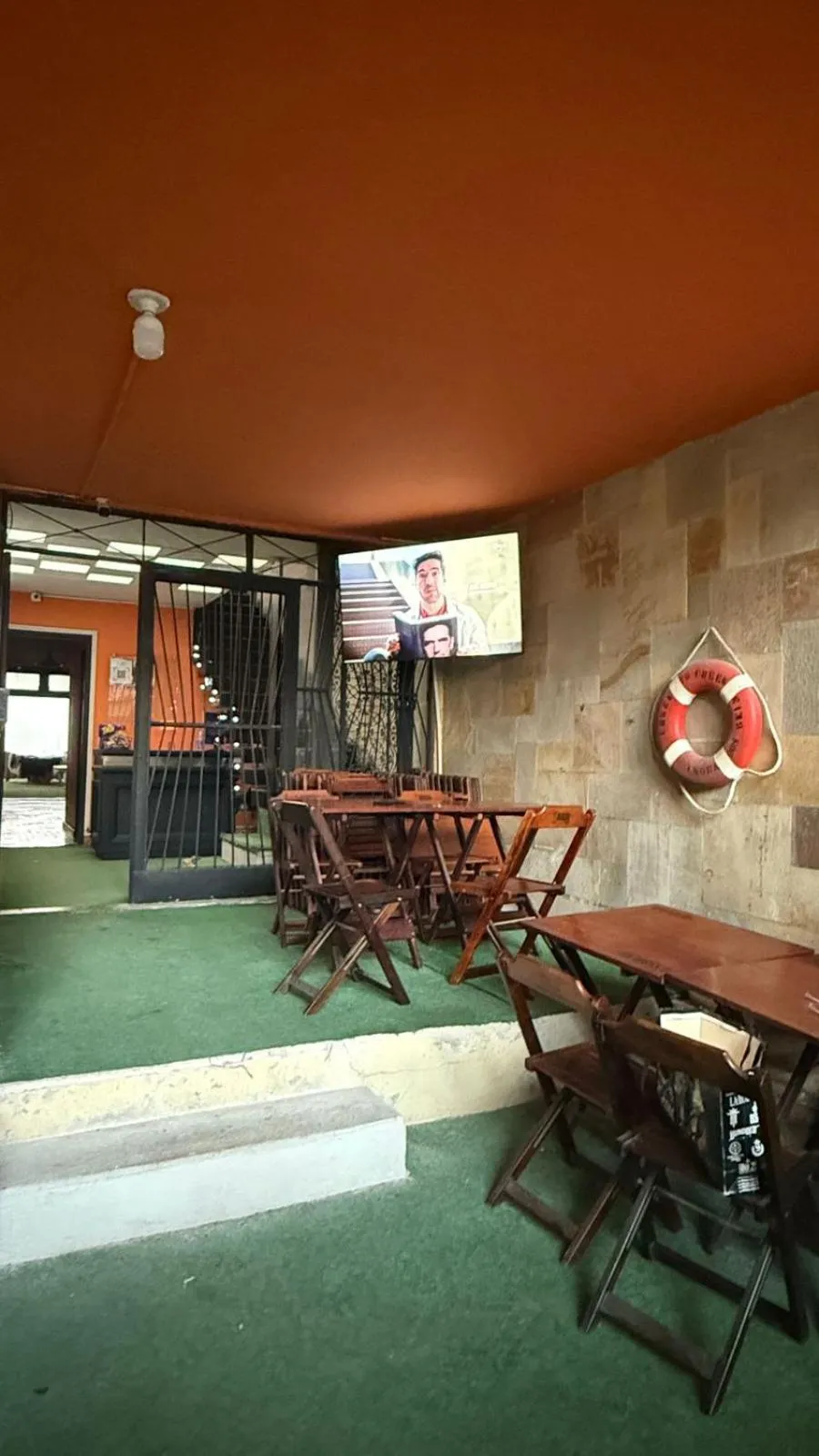 Restaurant/places to eat in Maracanã Hostel Sport Bar