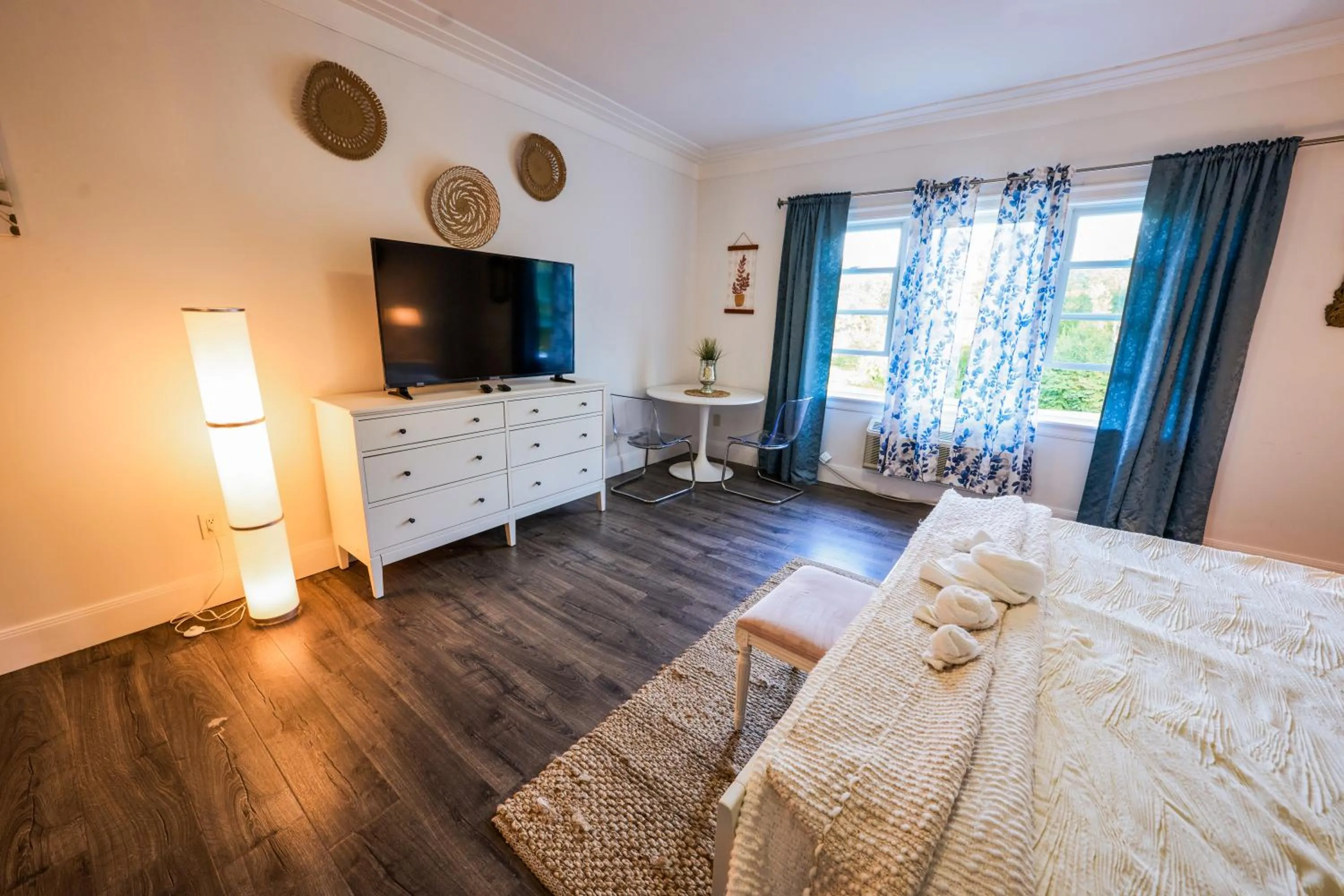 Other, Bed in Solano Inn