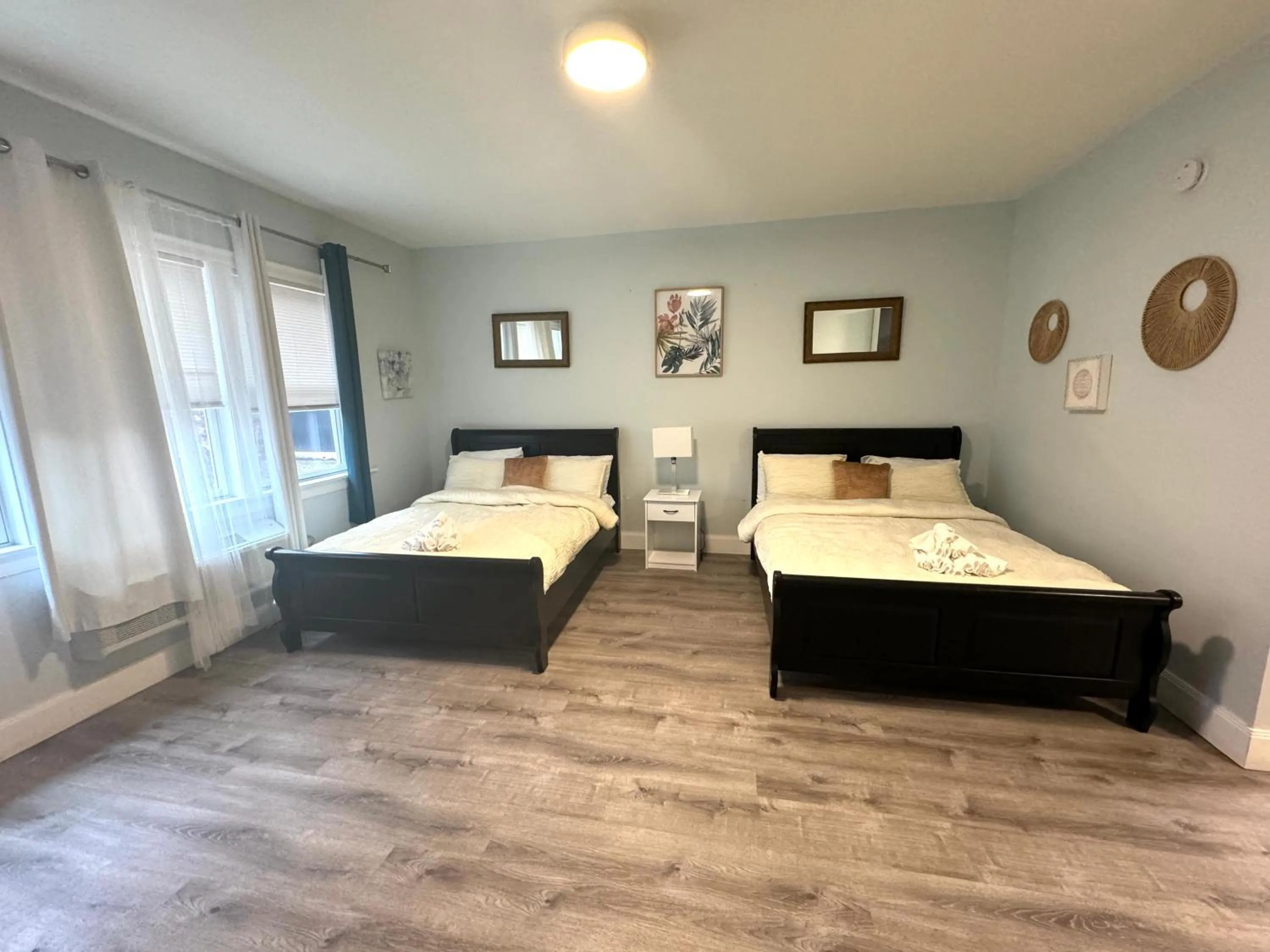 Photo of the whole room, Bed in Solano Inn