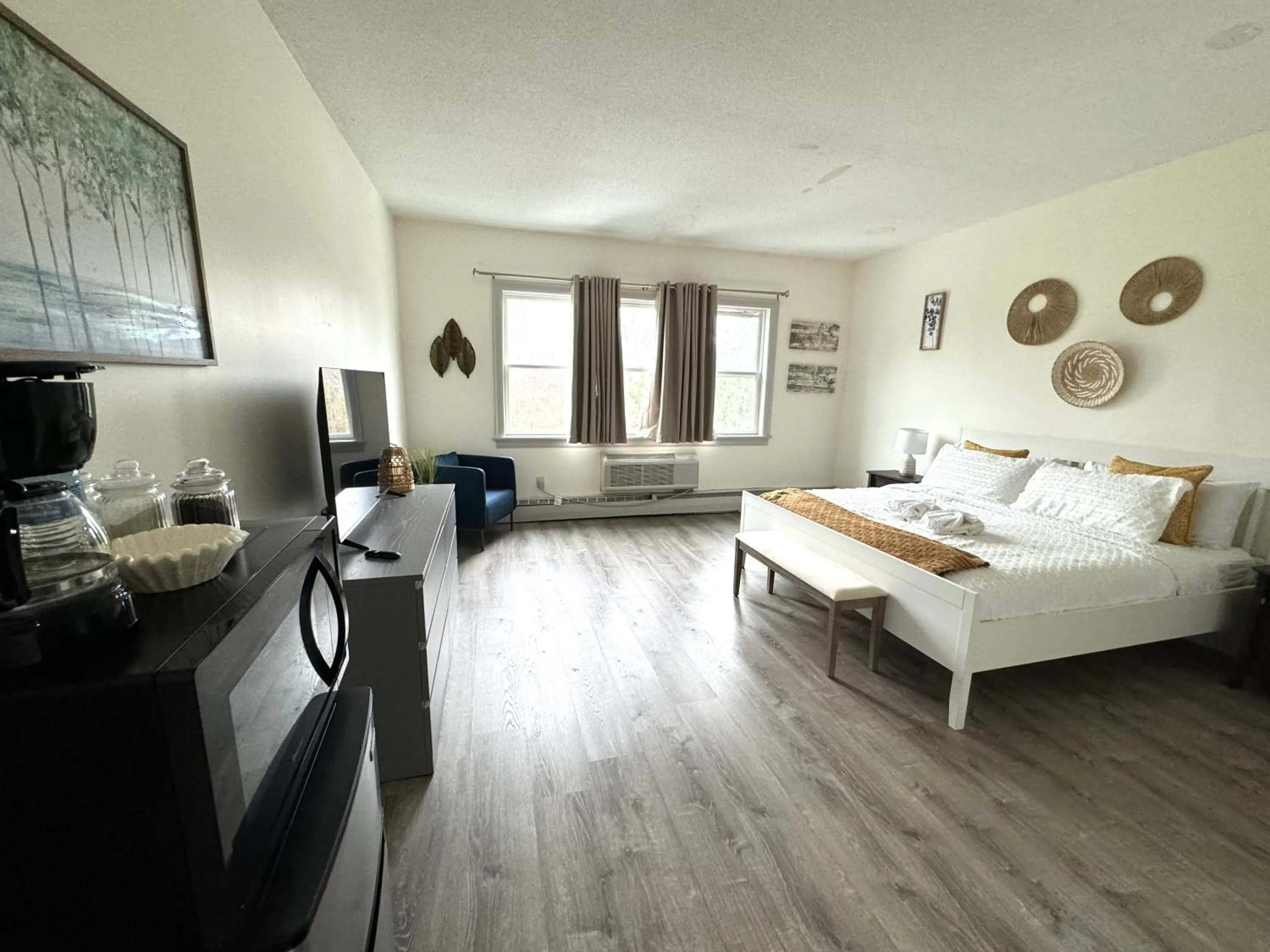 Photo of the whole room, Bed in Solano Inn