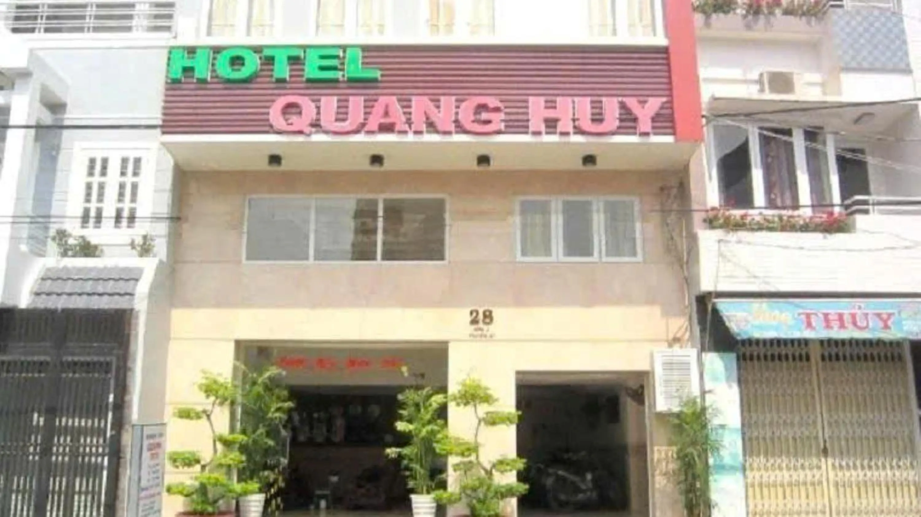 Logo/Certificate/Sign in Quang Huy Hotel