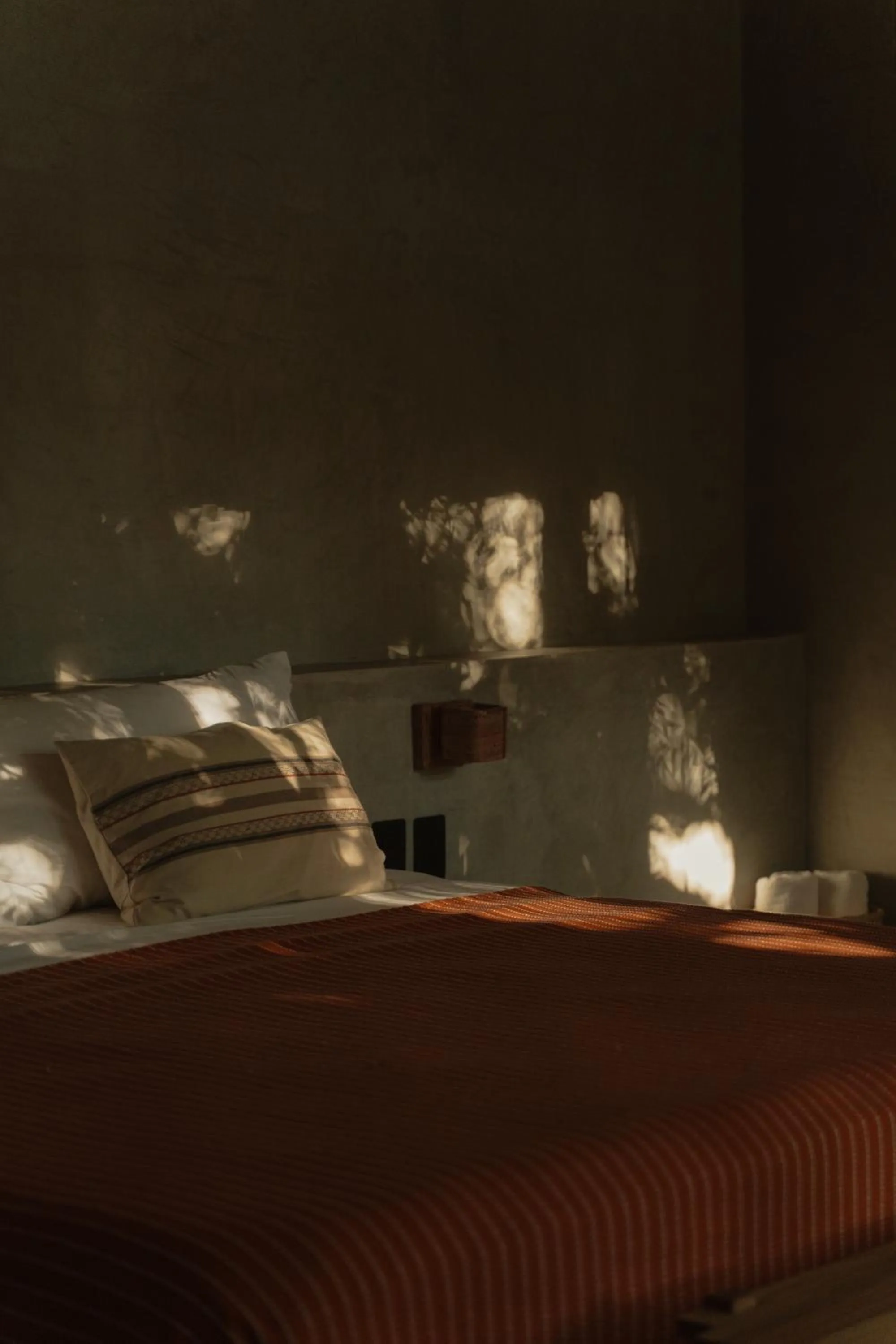 Bed in Suuel Hotel Adults Only