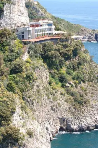 Facade/entrance in Albergo La Conca Azzurra Facade/entrance in Albergo La Conca Azzurra