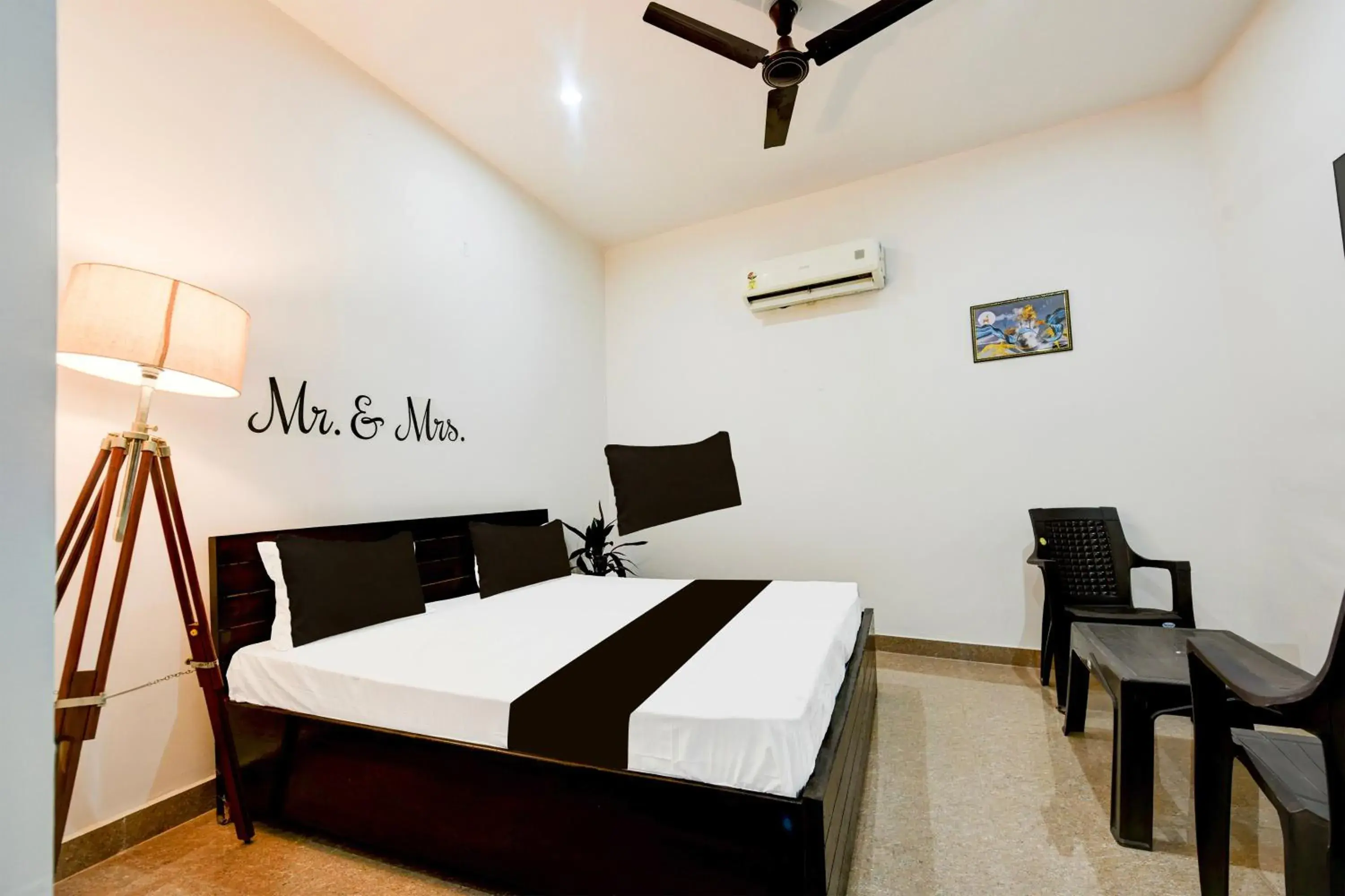 Classic Triple Room - single occupancy in Hotel O Glory Galaxy Classic Triple Room - single occupancy in Hotel O Glory Galaxy