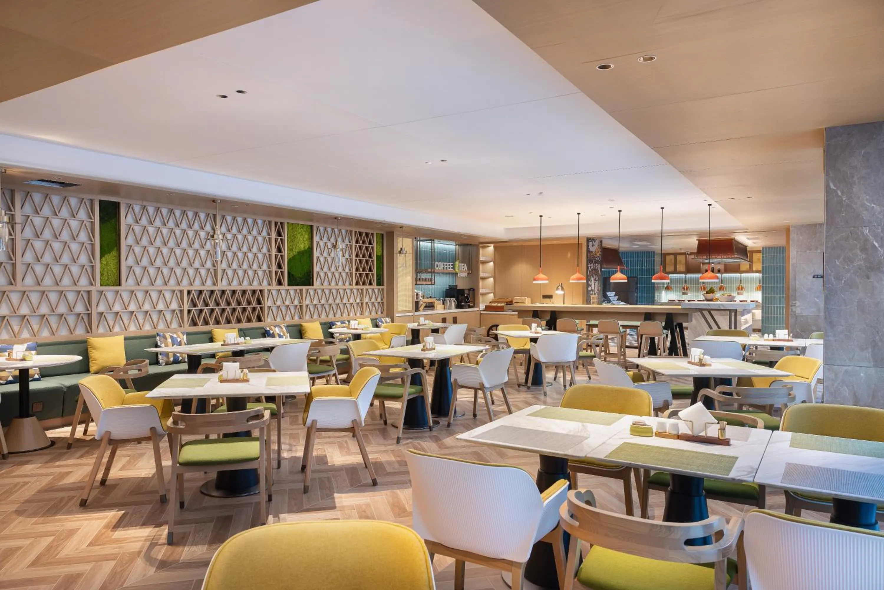 Restaurant/places to eat in Home2 Suite by Hilton Jingdezhen Changnan