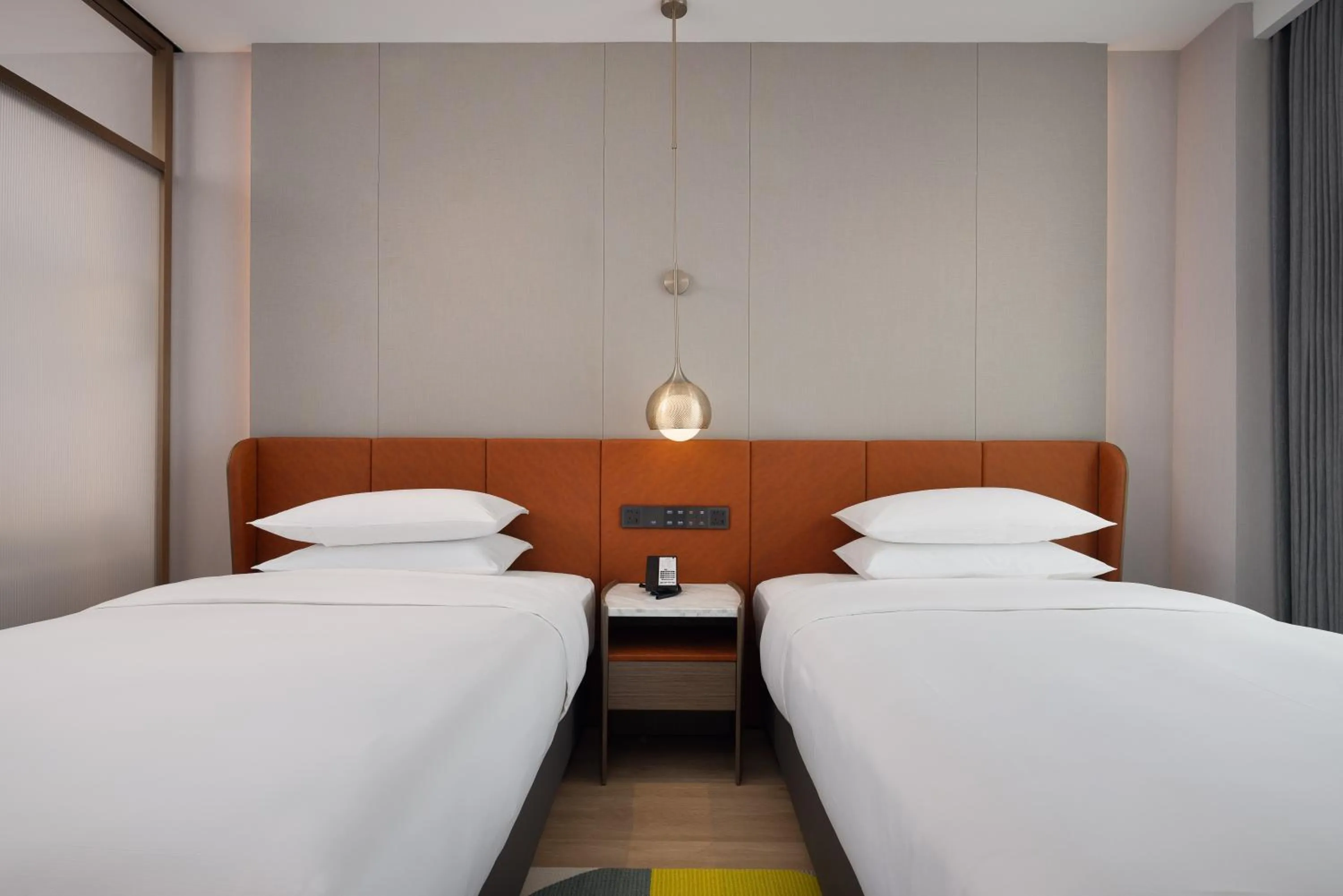 Bed in Home2 Suite by Hilton Jingdezhen Changnan