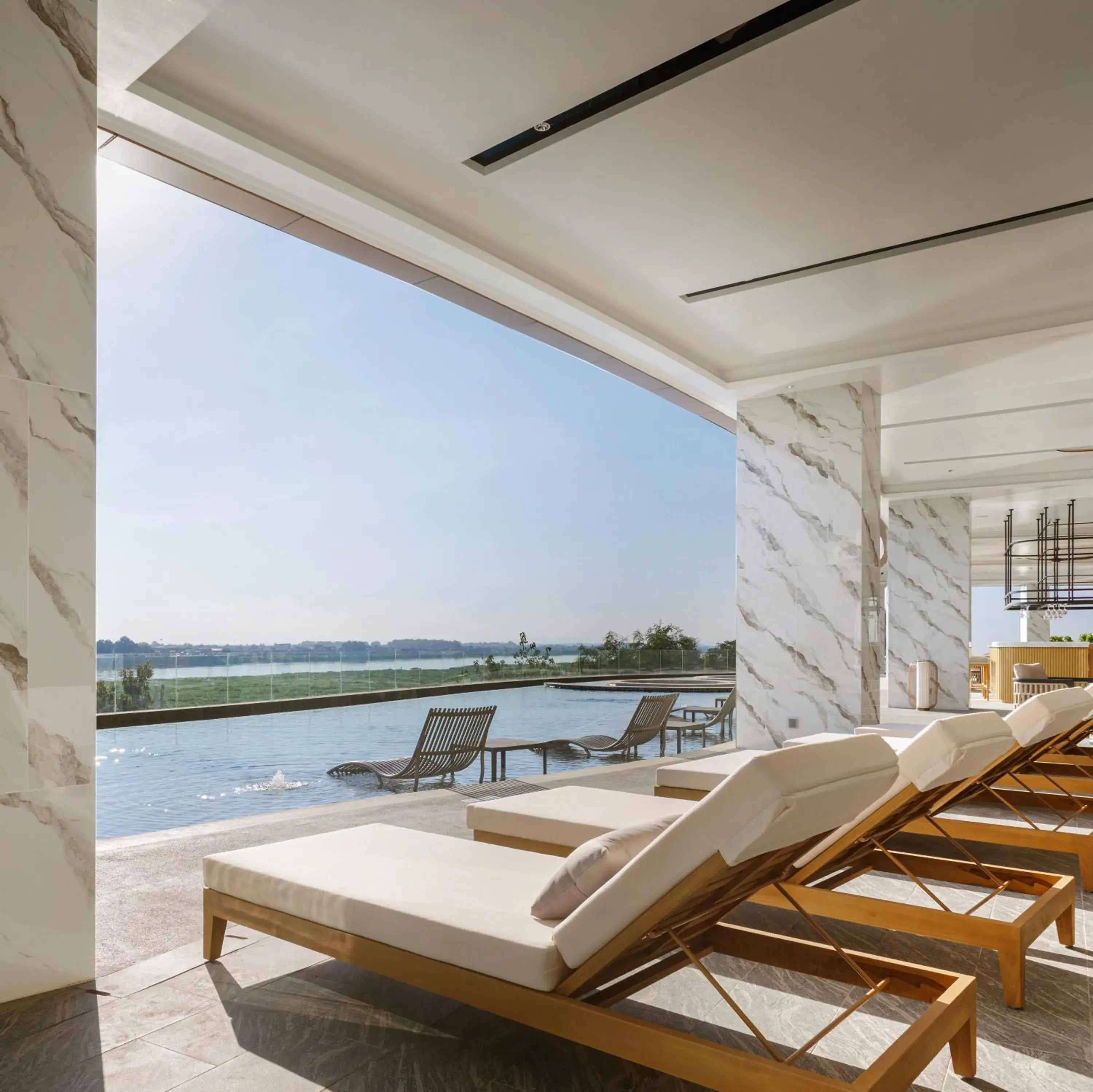 Swimming pool in Amari Vientiane Swimming pool in Amari Vientiane