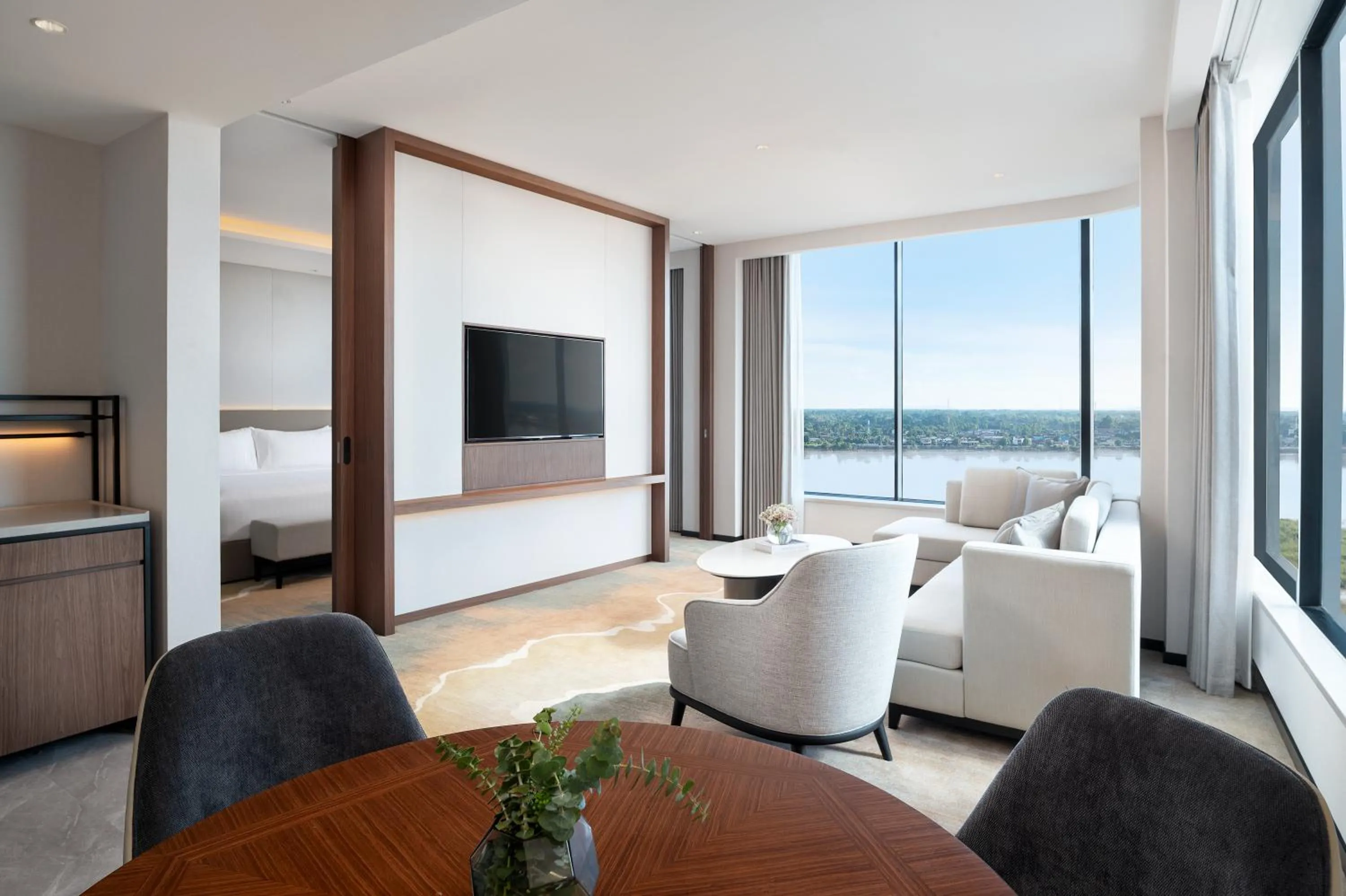 TV and multimedia in Amari Vientiane