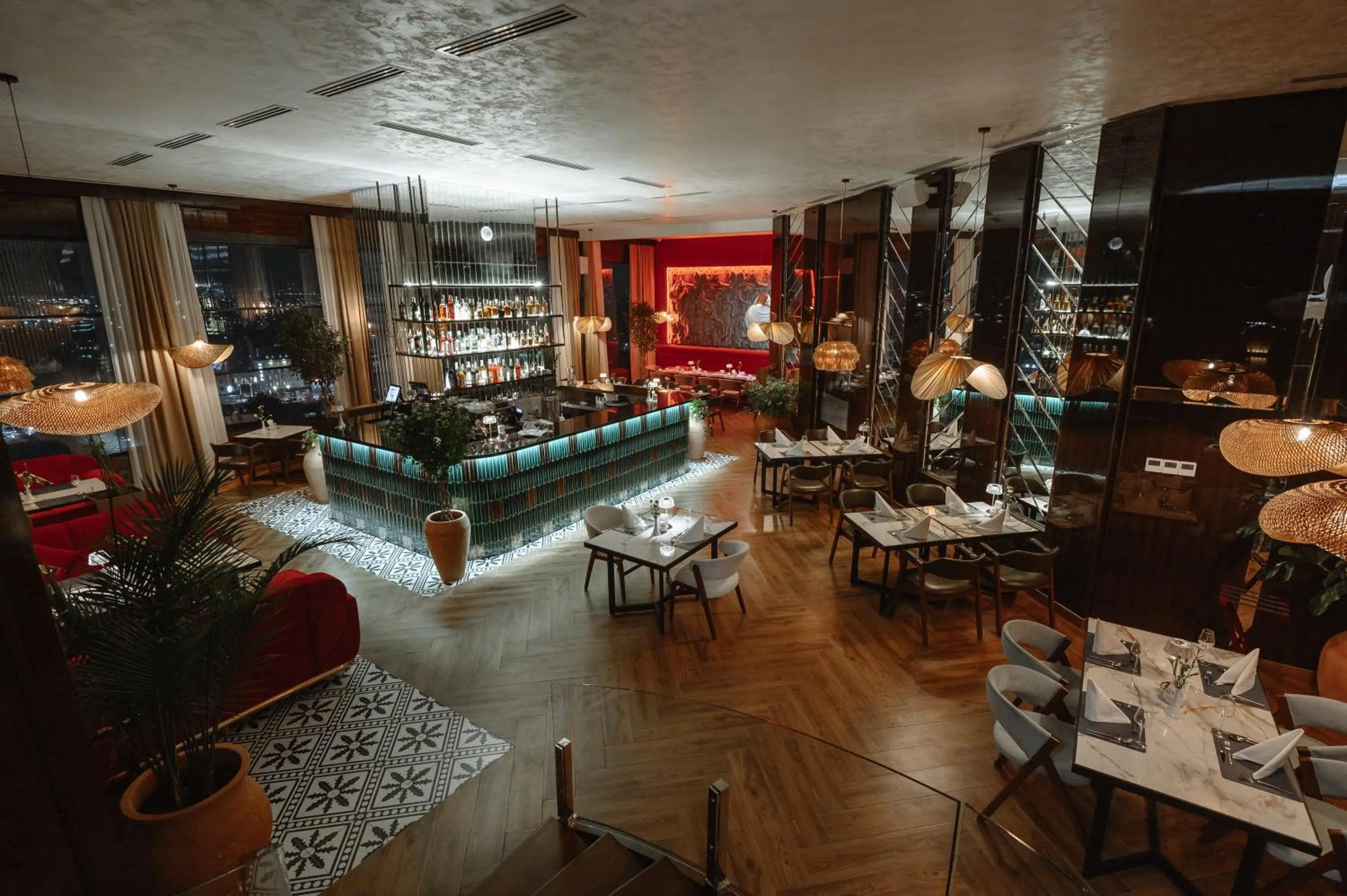 Restaurant/places to eat in Azimut Hotel Tashkent