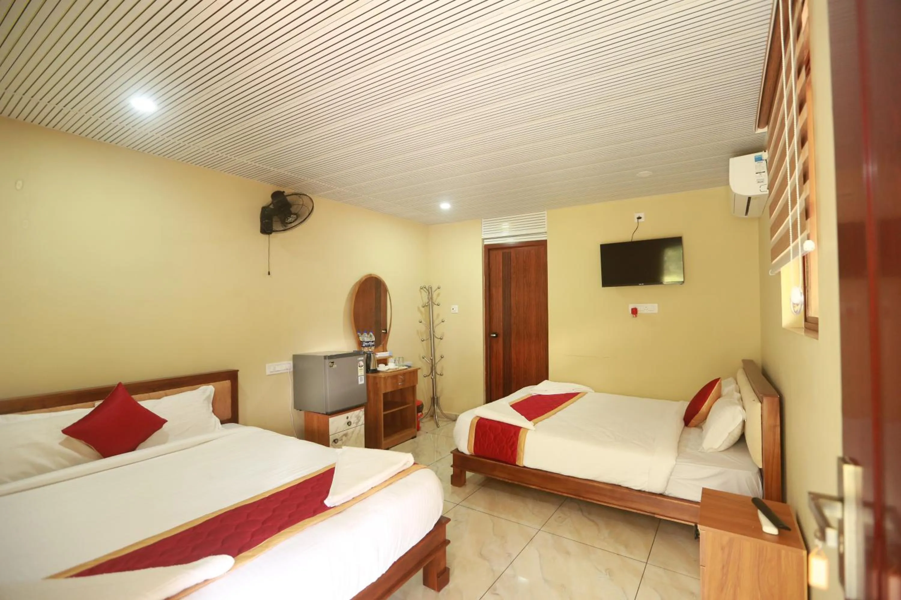 Bed in Karingens Resort