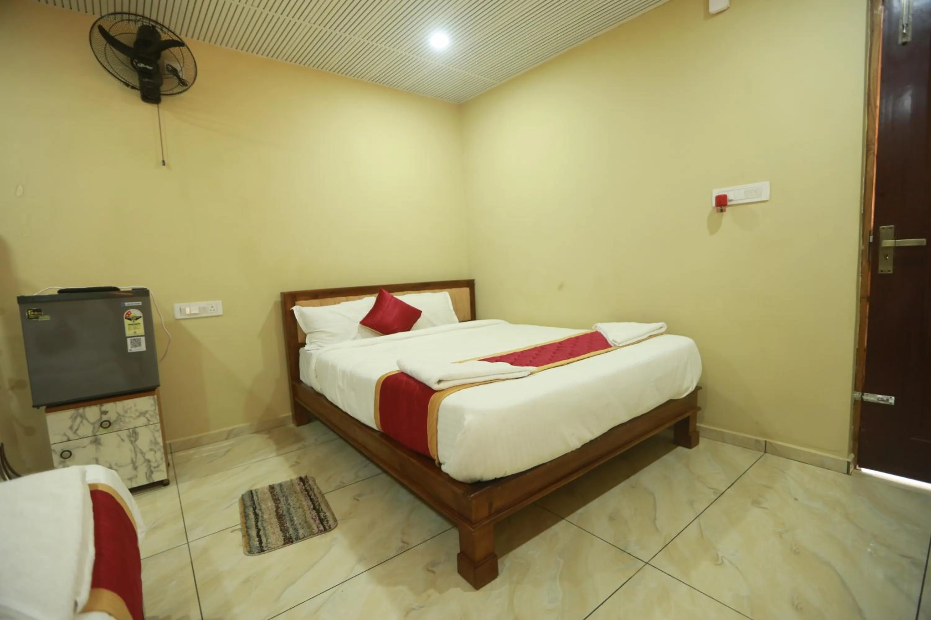 Bed in Karingens Resort