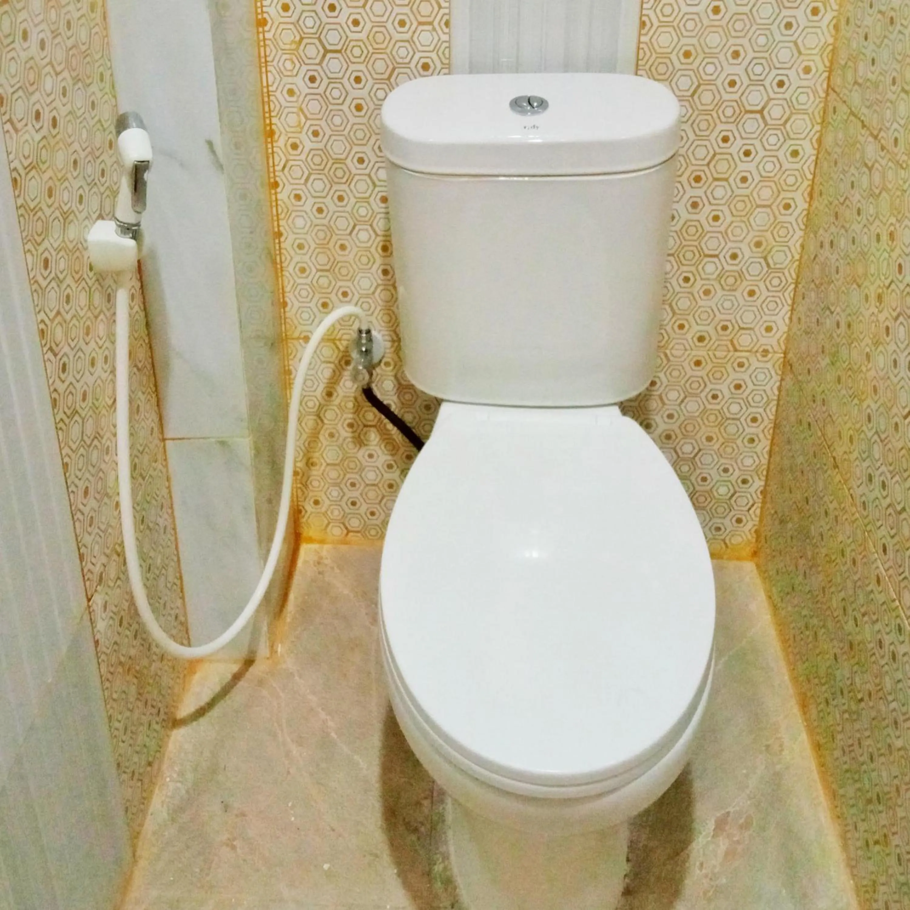 Bathroom in Rifal Inn Mitra RedDoorz