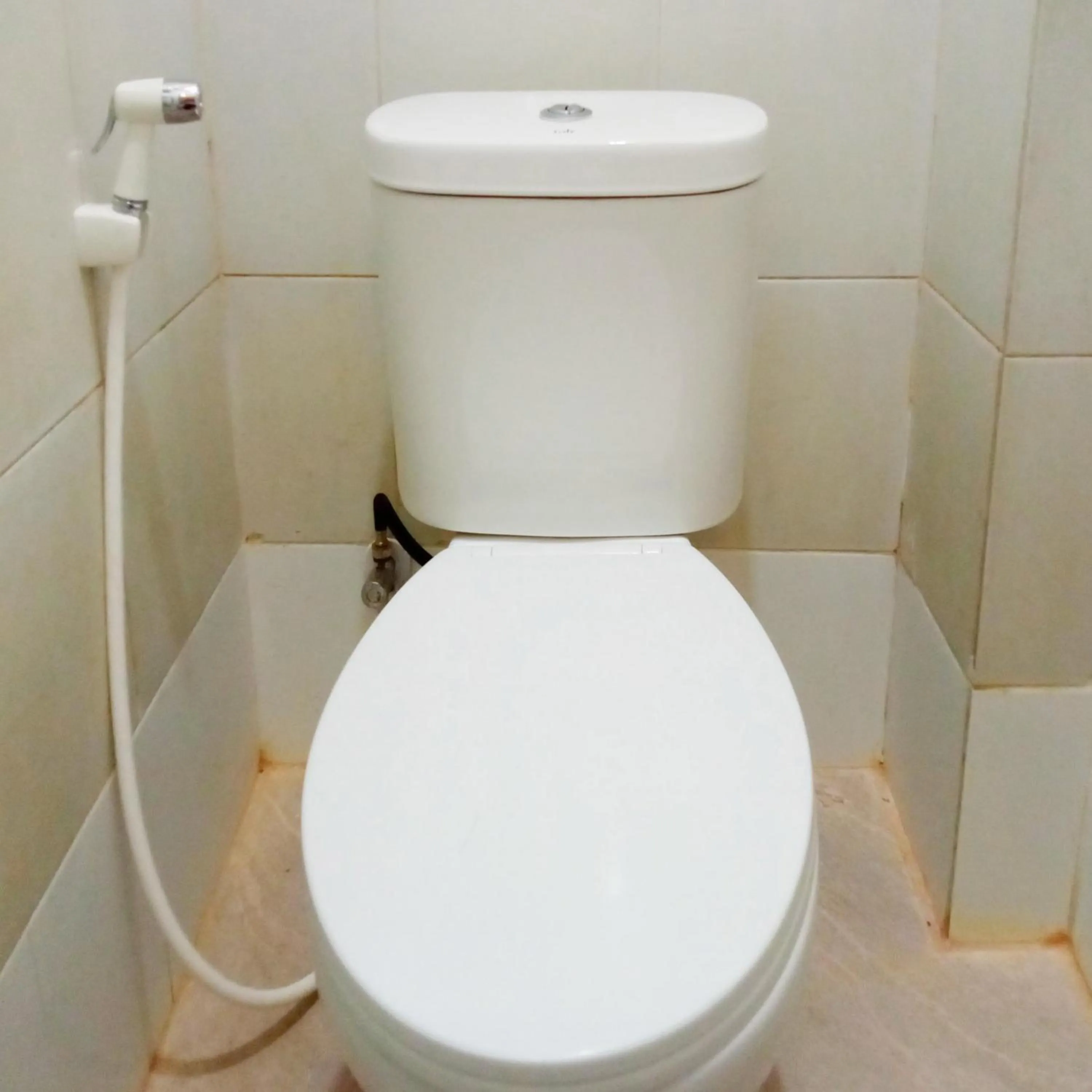 Bathroom in Rifal Inn Mitra RedDoorz