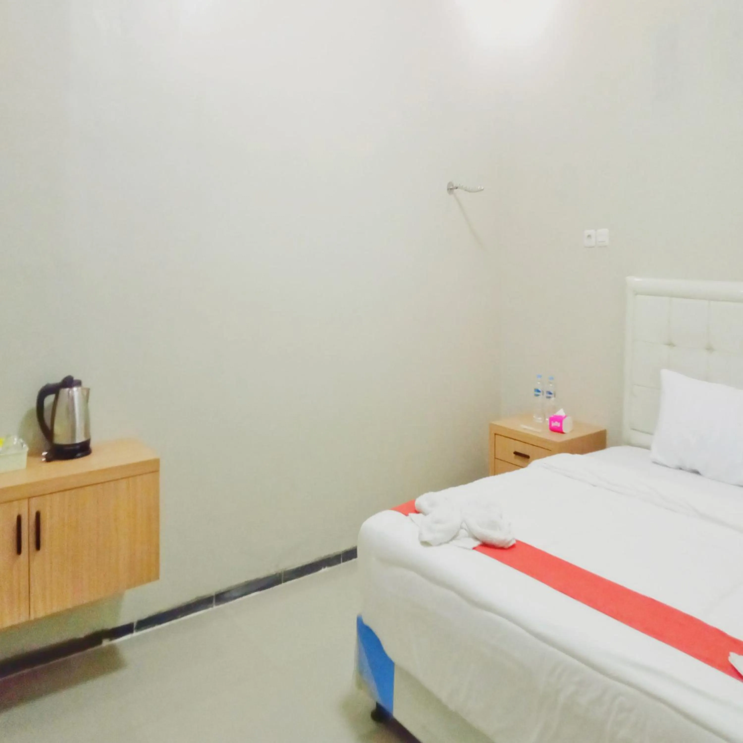 Bedroom, Bed in Rifal Inn Mitra RedDoorz
