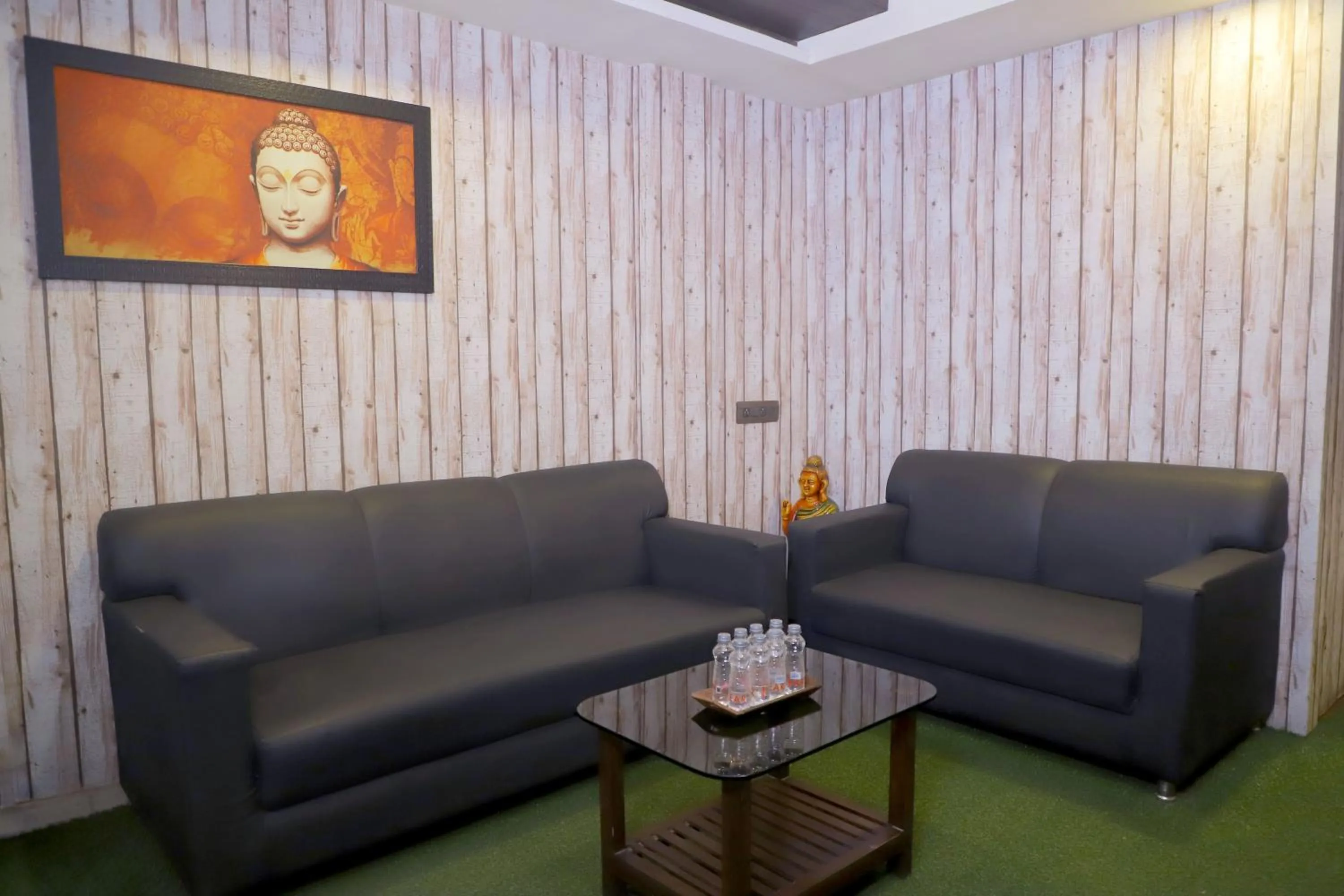 Facade/entrance in Hotel Mansi