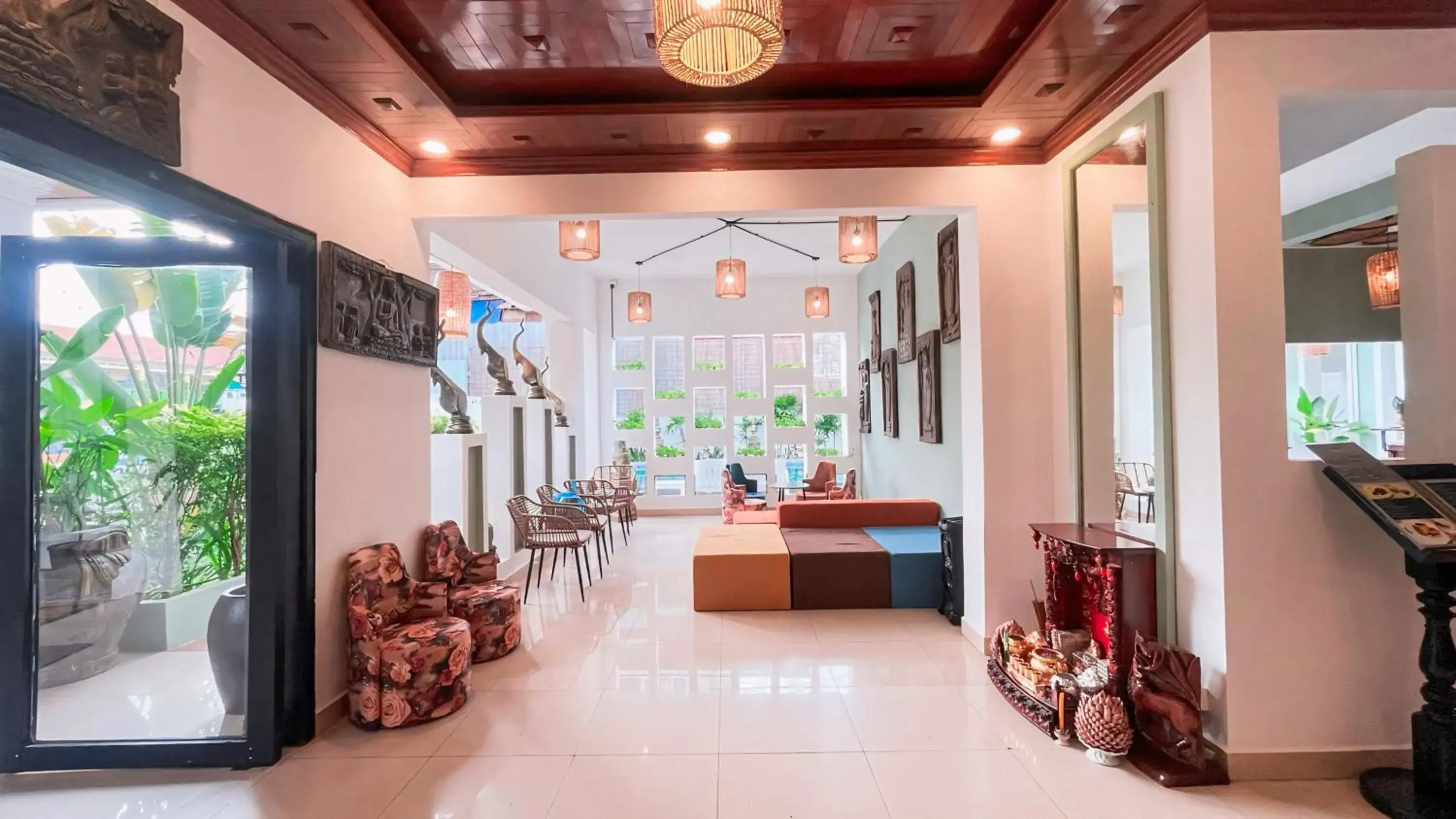 Lobby or reception in The Center Point Lobby or reception in The Center Point