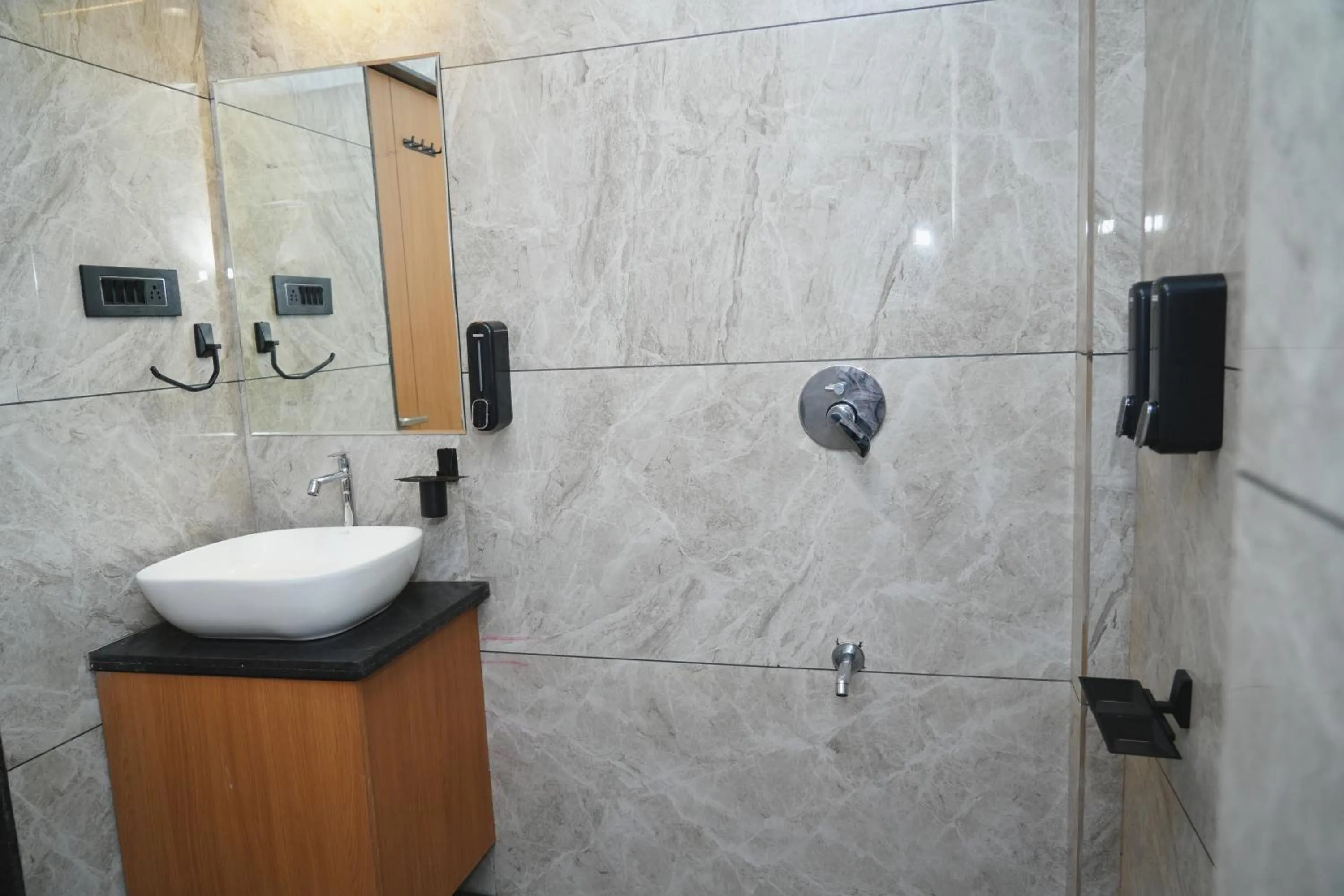 Shower in Hotel Leela's