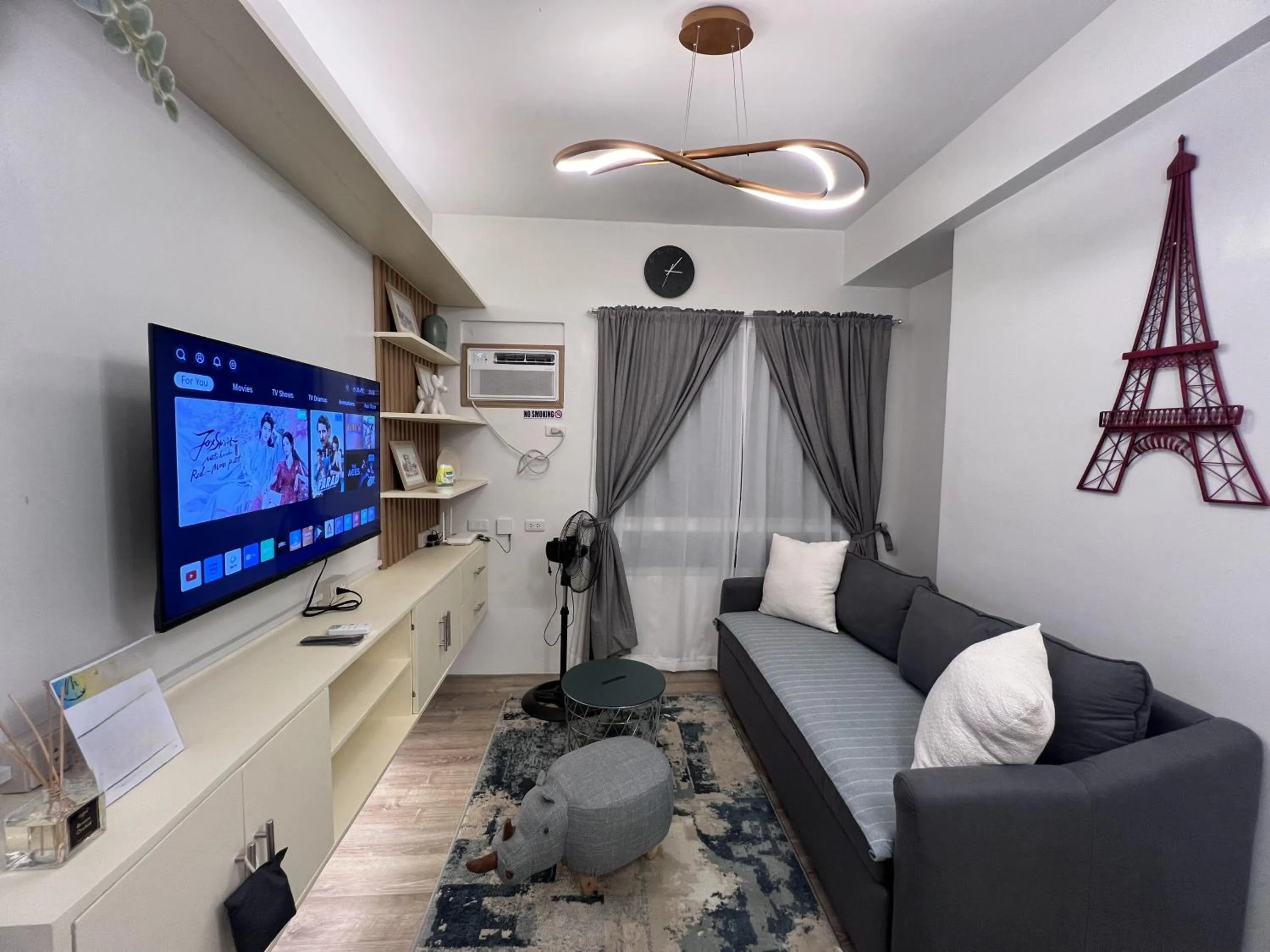 Mavita's City HideAway ONE BEDROOM CONDO