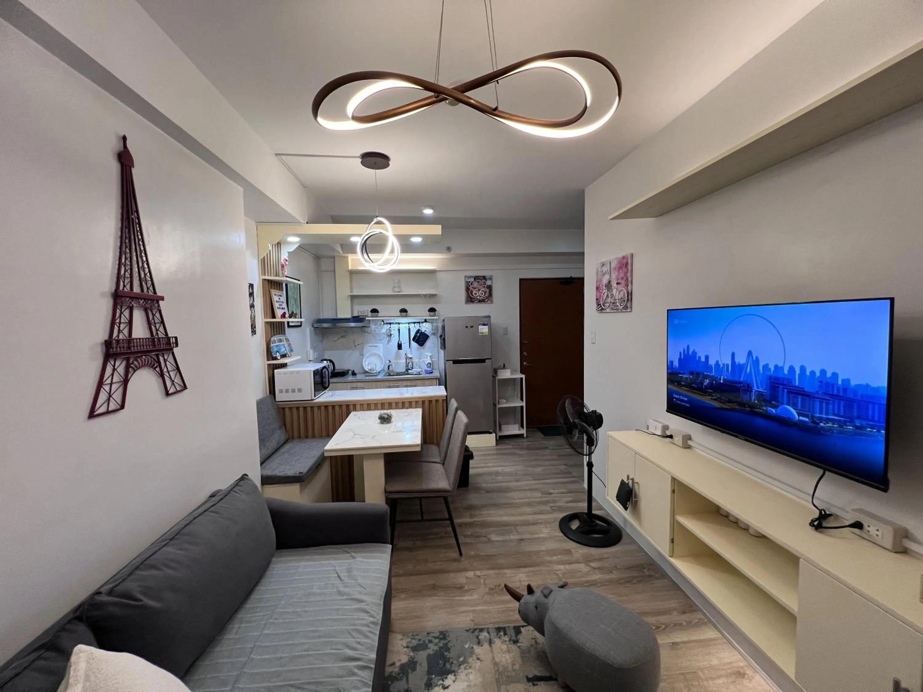 Mavita's City HideAway ONE BEDROOM CONDO