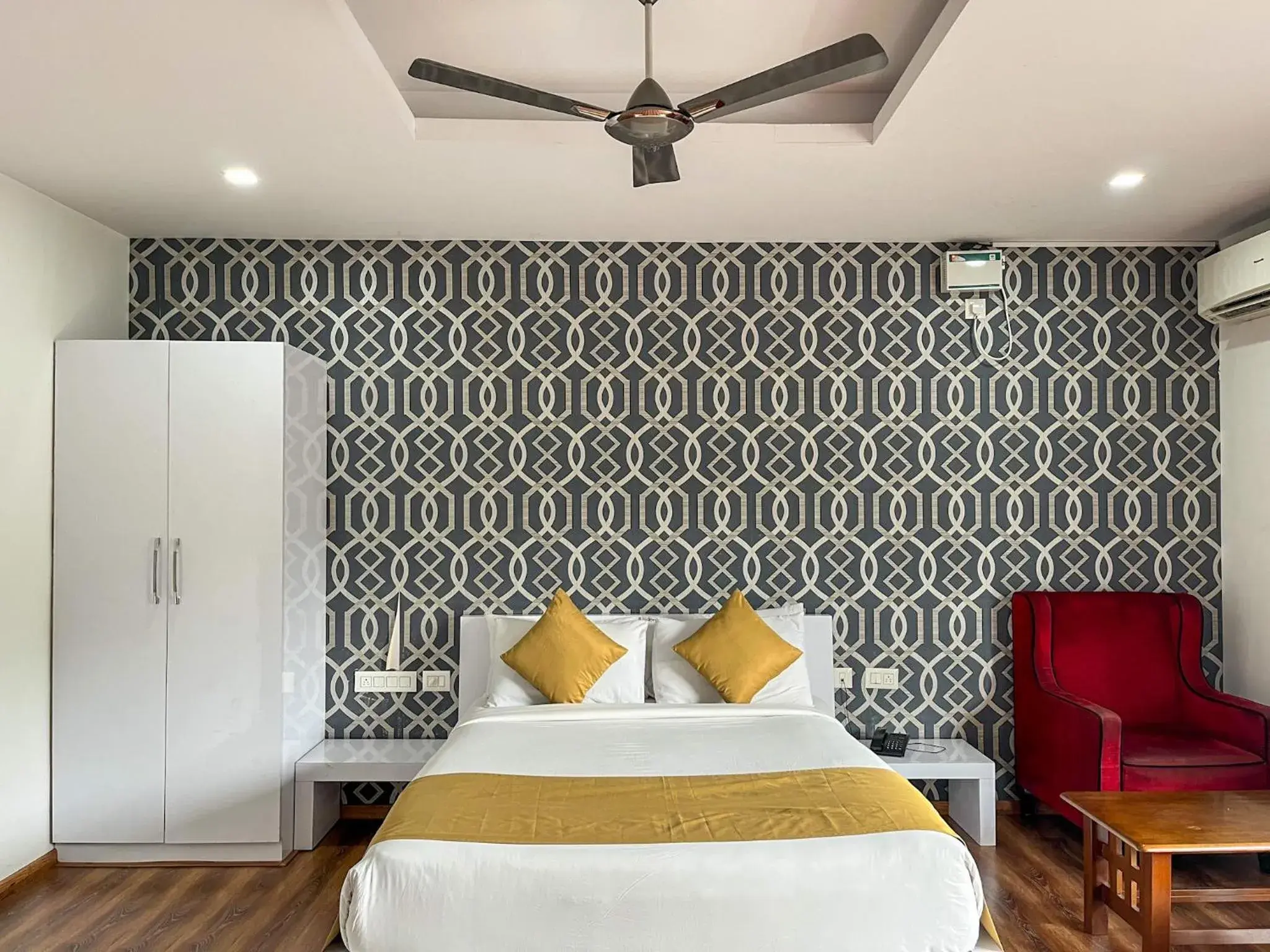 King Suite in Mystic Hotel Koramangala King Suite in Mystic Hotel Koramangala