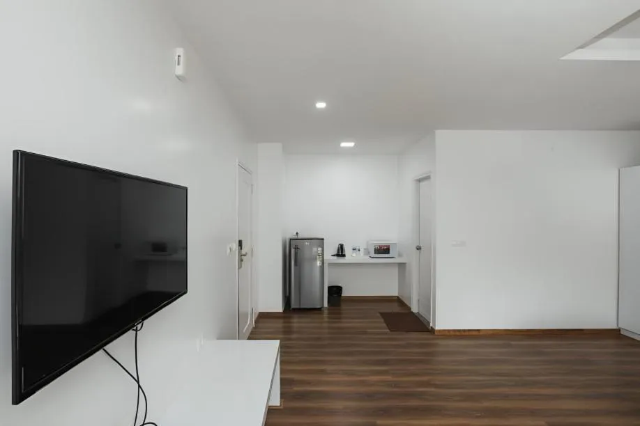 TV and multimedia in Mystic Hotel Koramangala