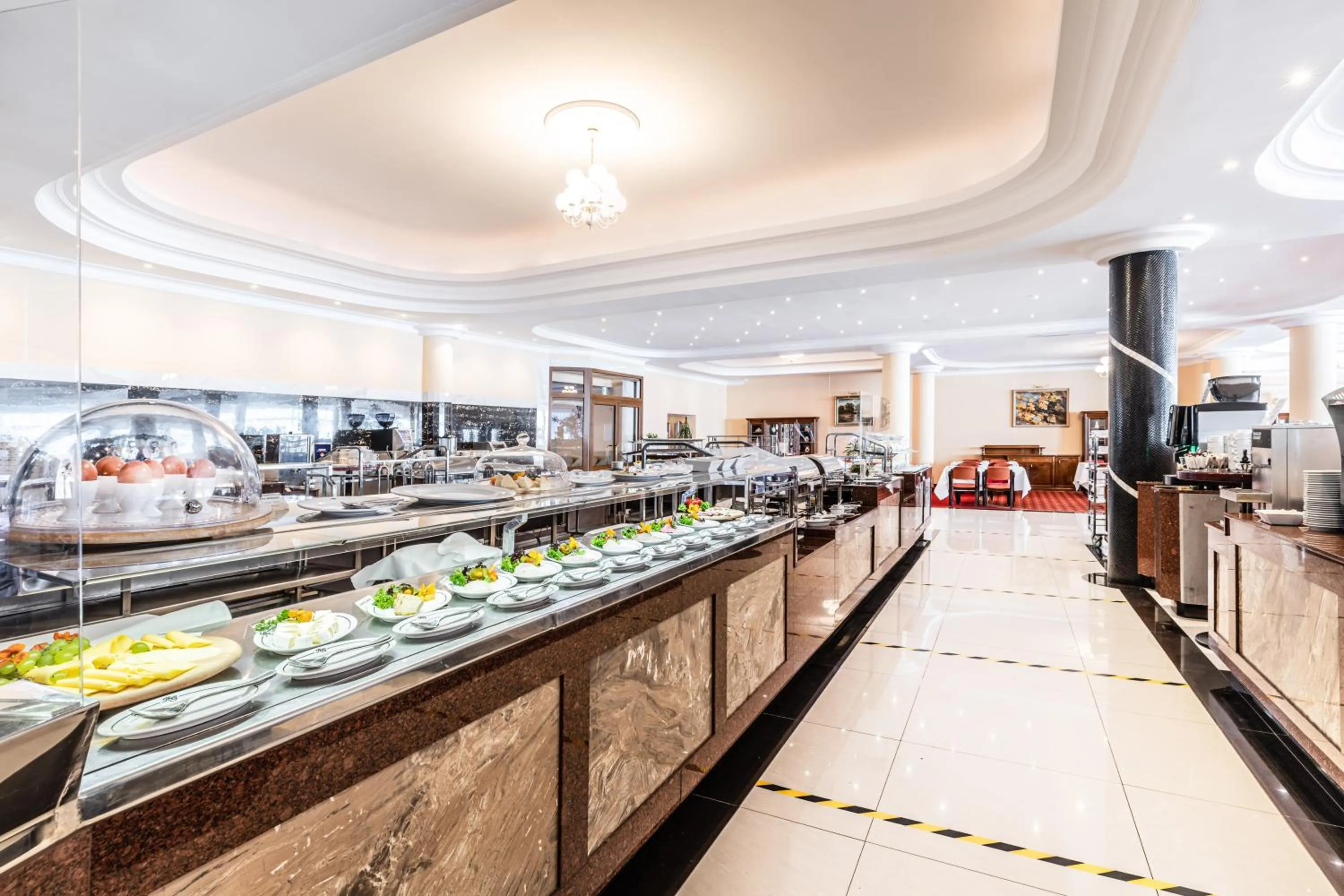 Buffet breakfast in Hotel Gołębiewski Białystok