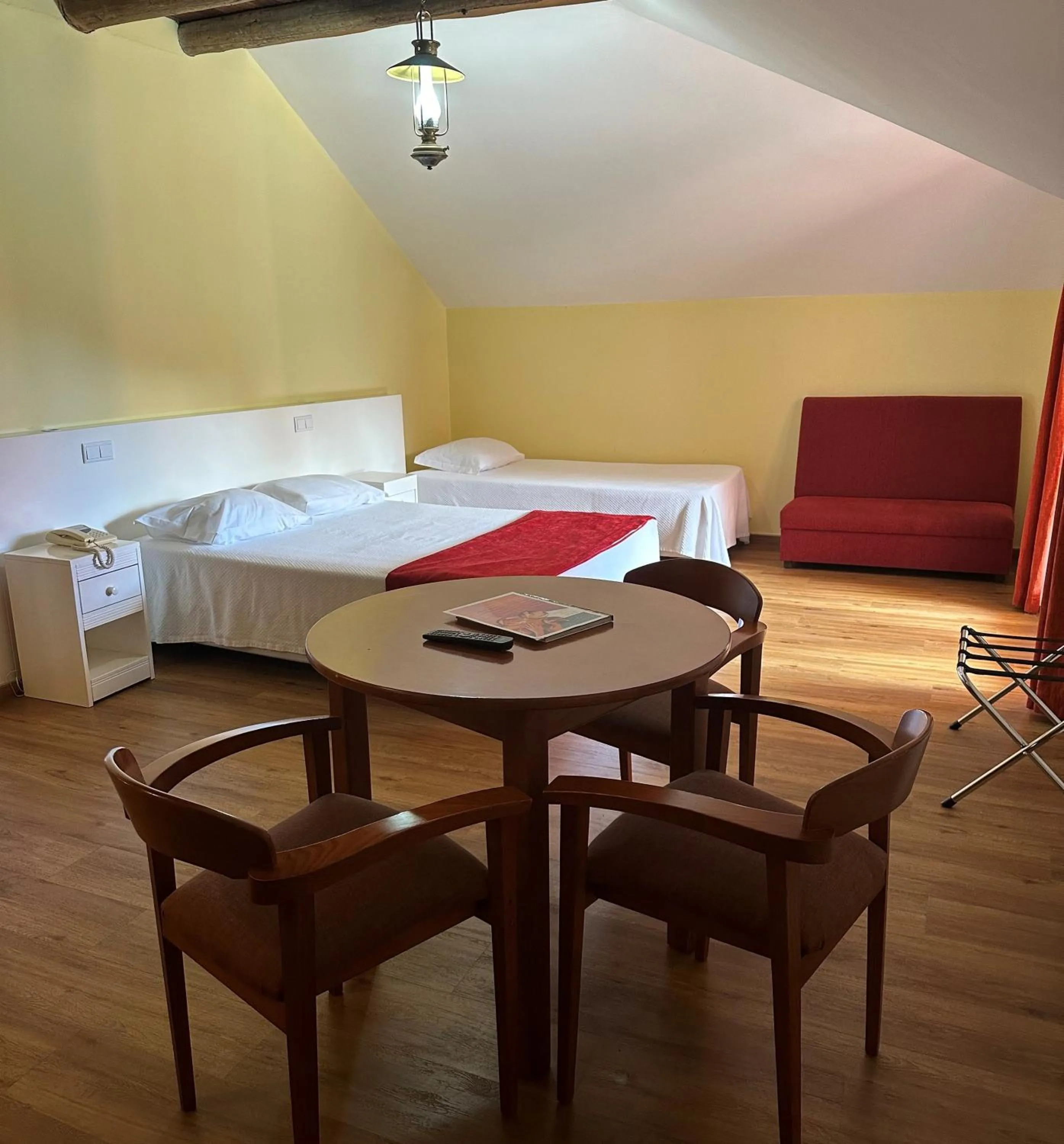 Bed in Valley View Hotel Encumeada