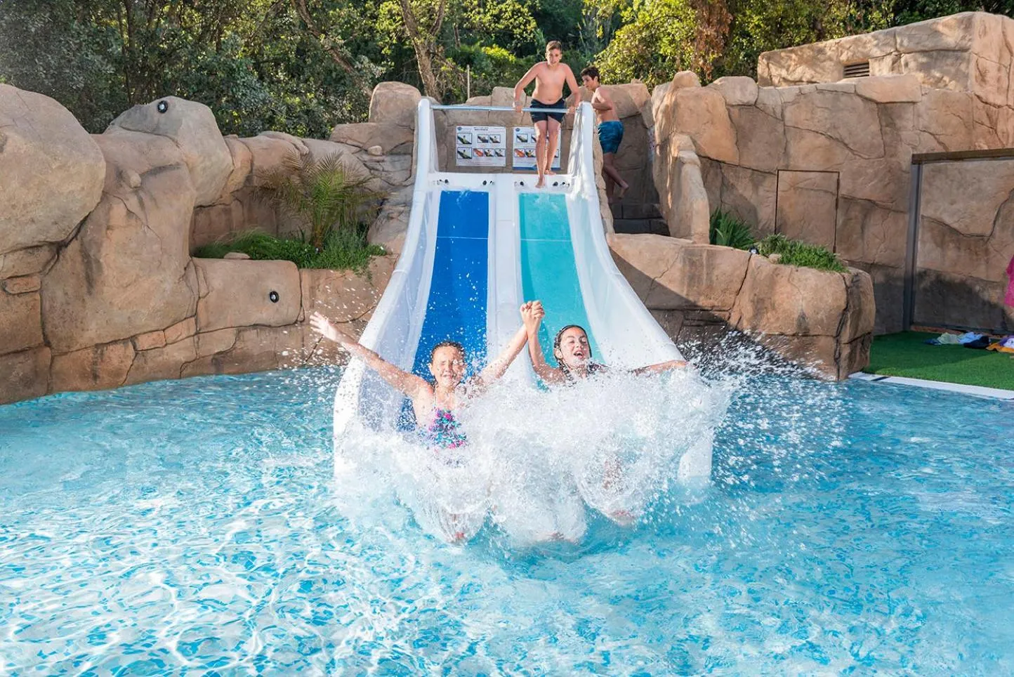 Aqua park in Apartaments Els Llorers