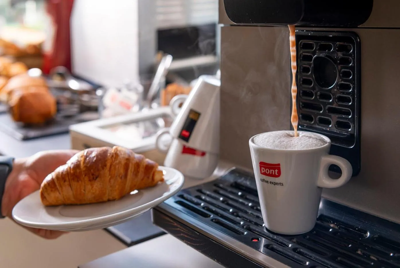 Coffee/tea facilities in Apartaments Els Llorers