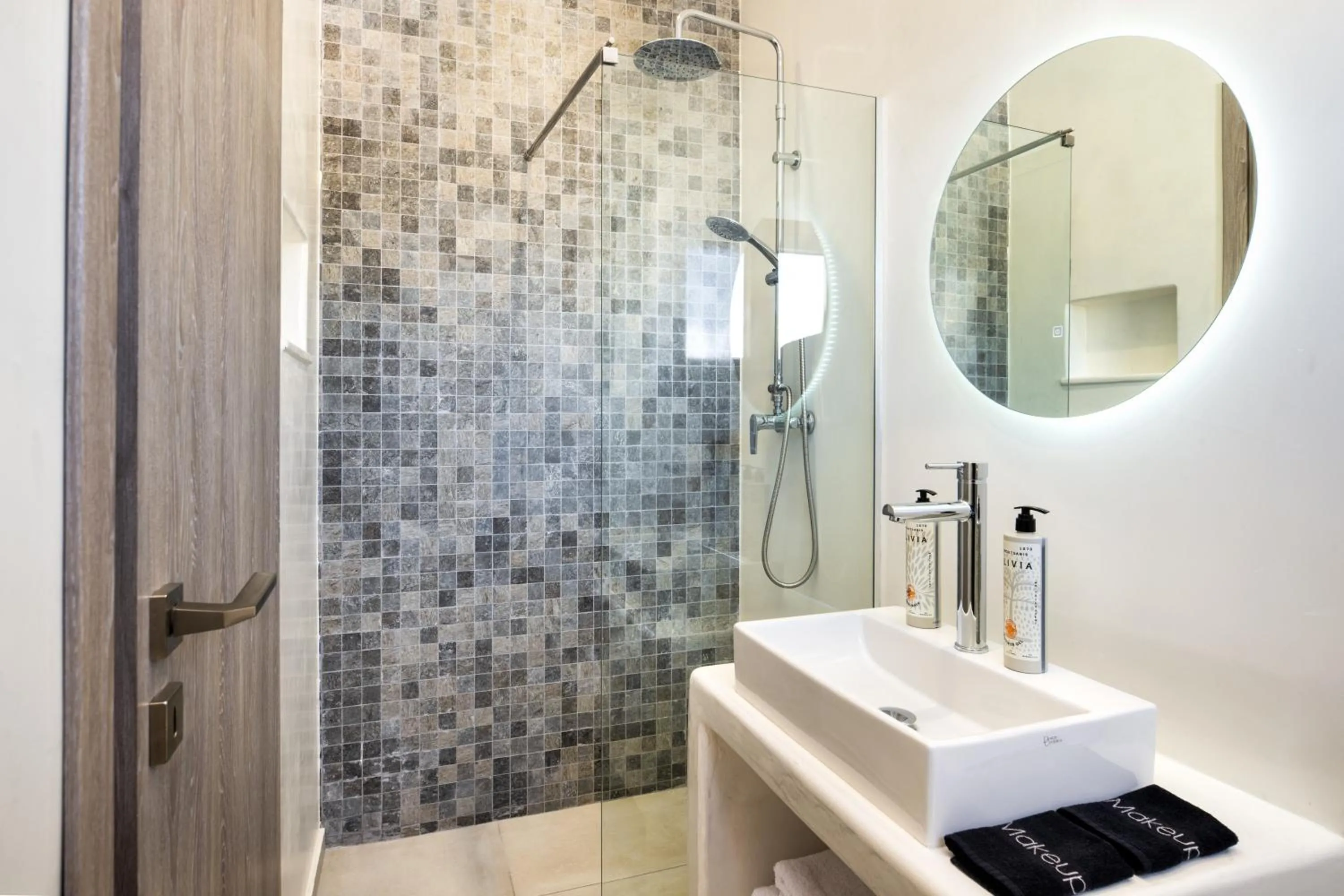 Santorinn Suites Fira